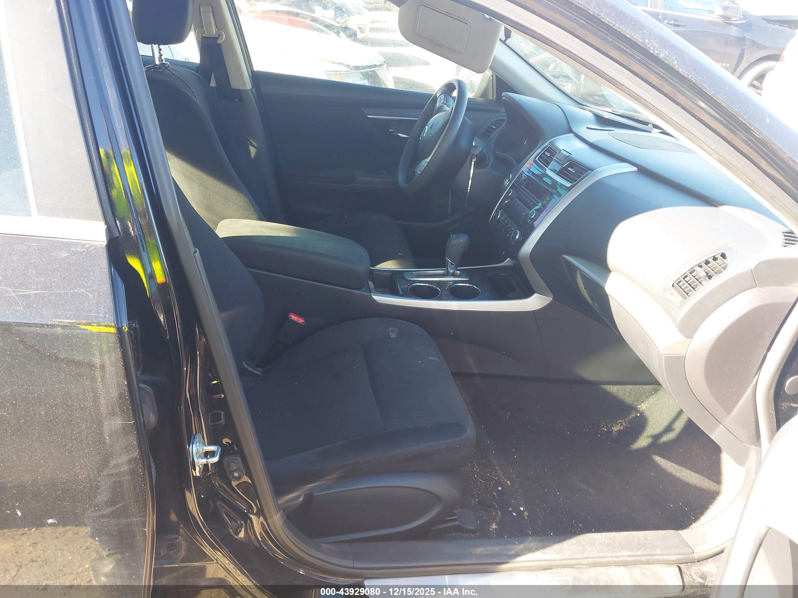NISSAN ALTIMA image 5