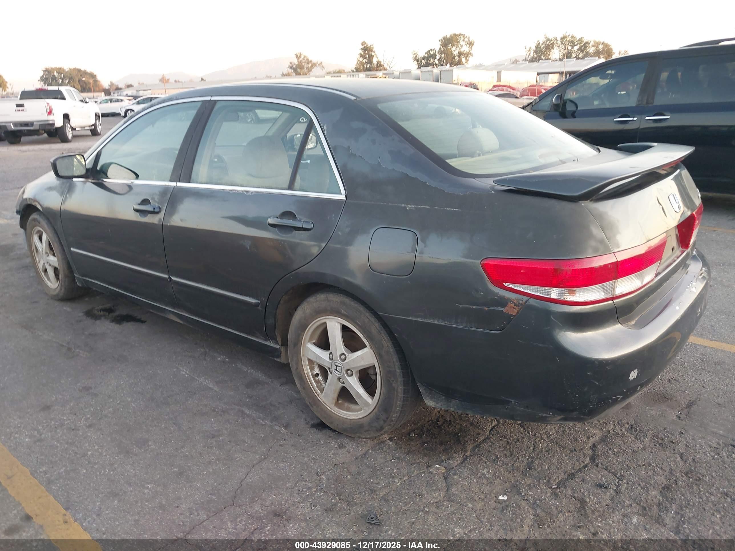 HONDA ACCORD image 3