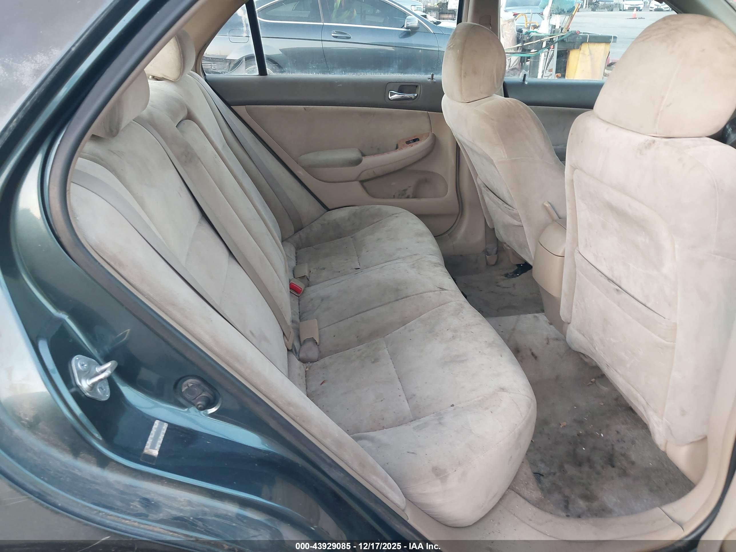 HONDA ACCORD image 8