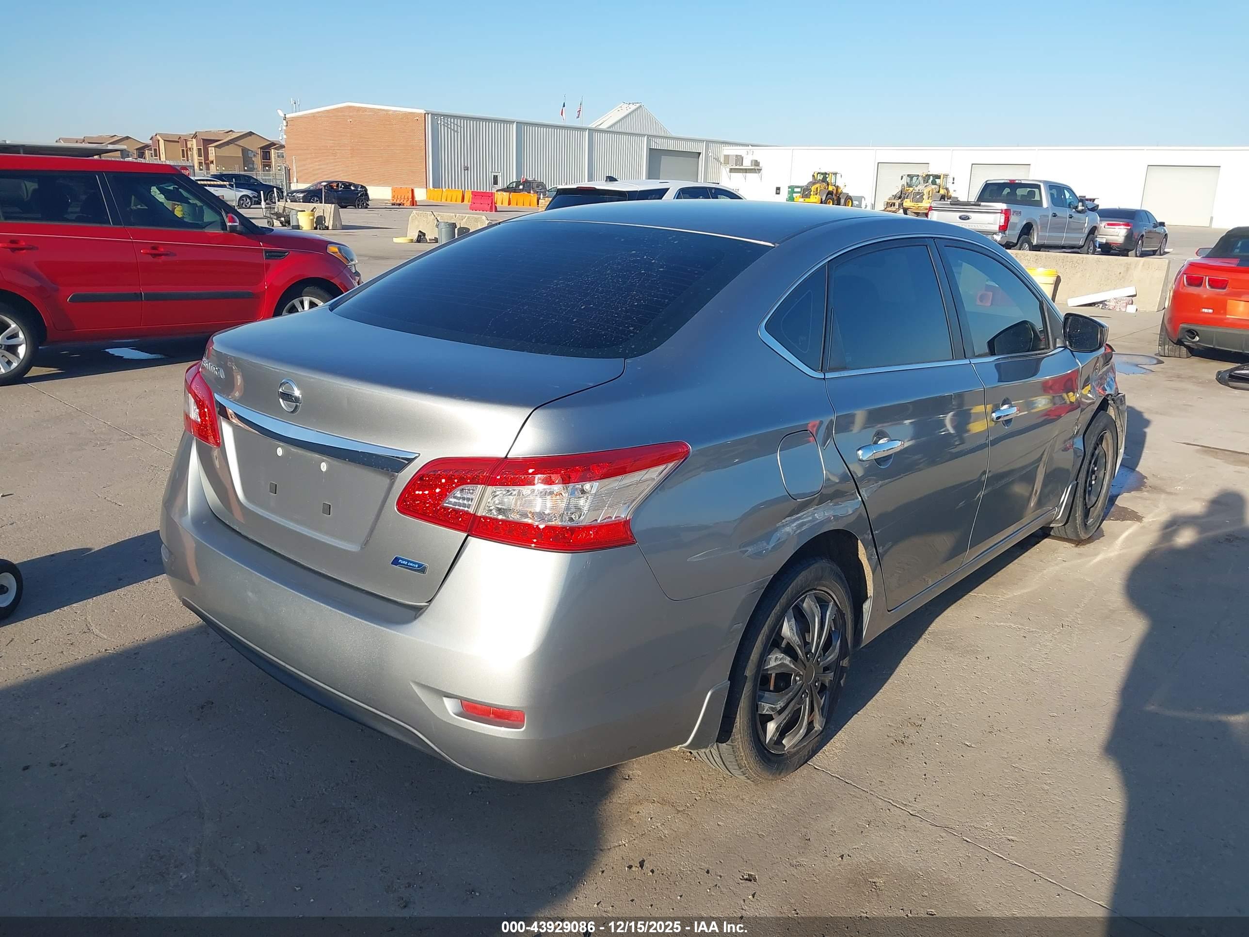 NISSAN SENTRA image 4