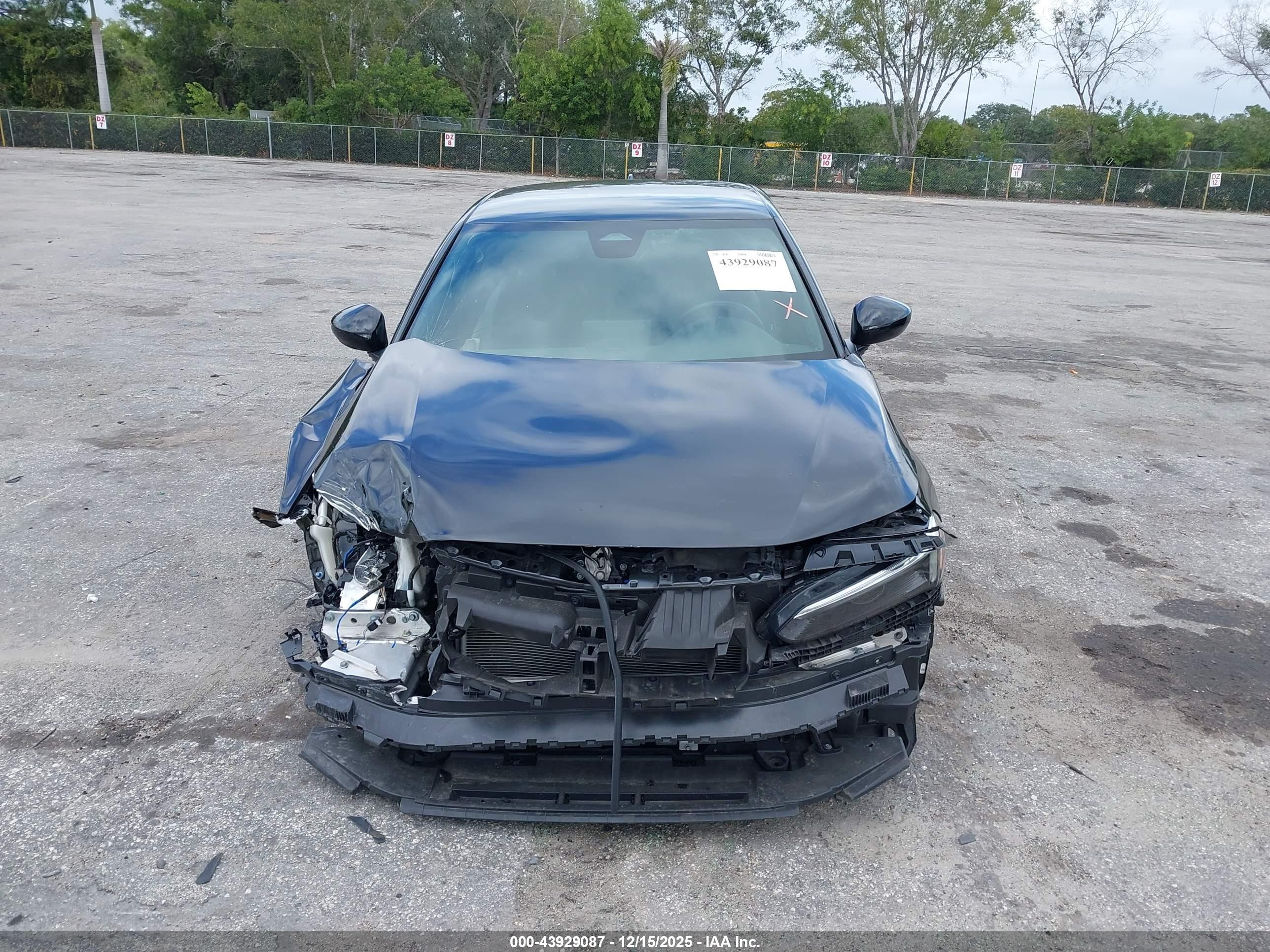 HONDA CIVIC image 6