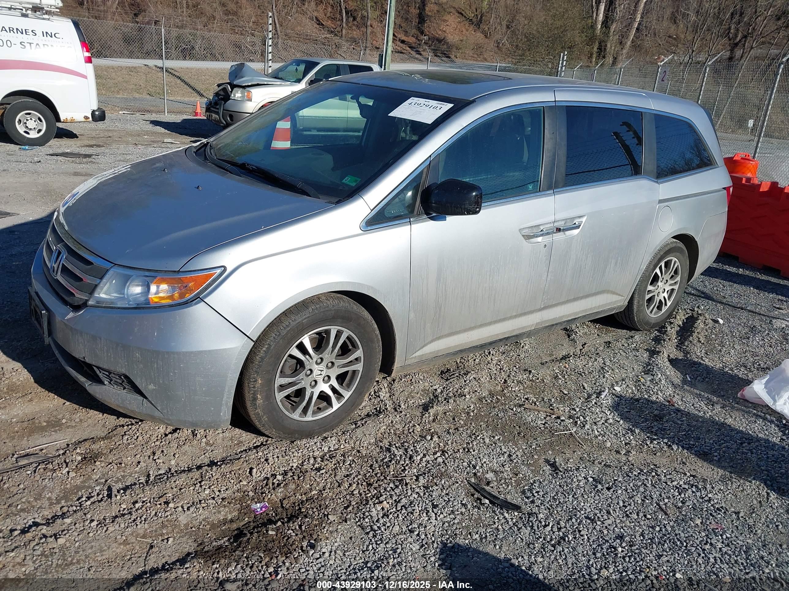 HONDA ODYSSEY image 2