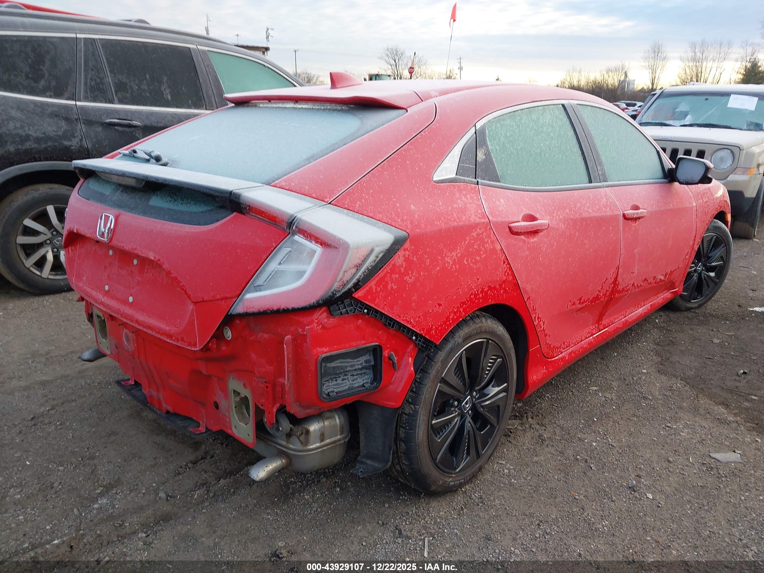 HONDA CIVIC image 4