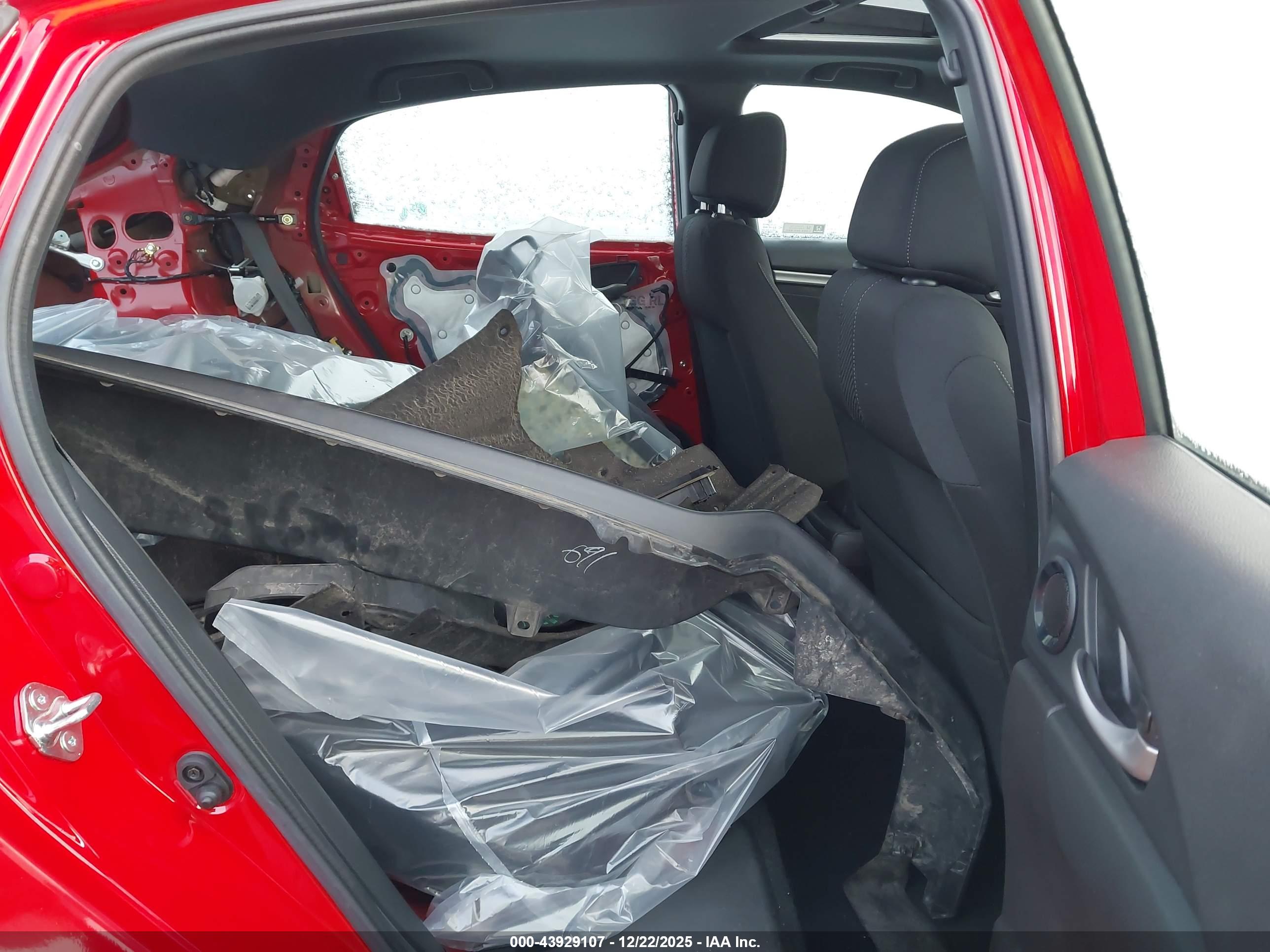 HONDA CIVIC image 8