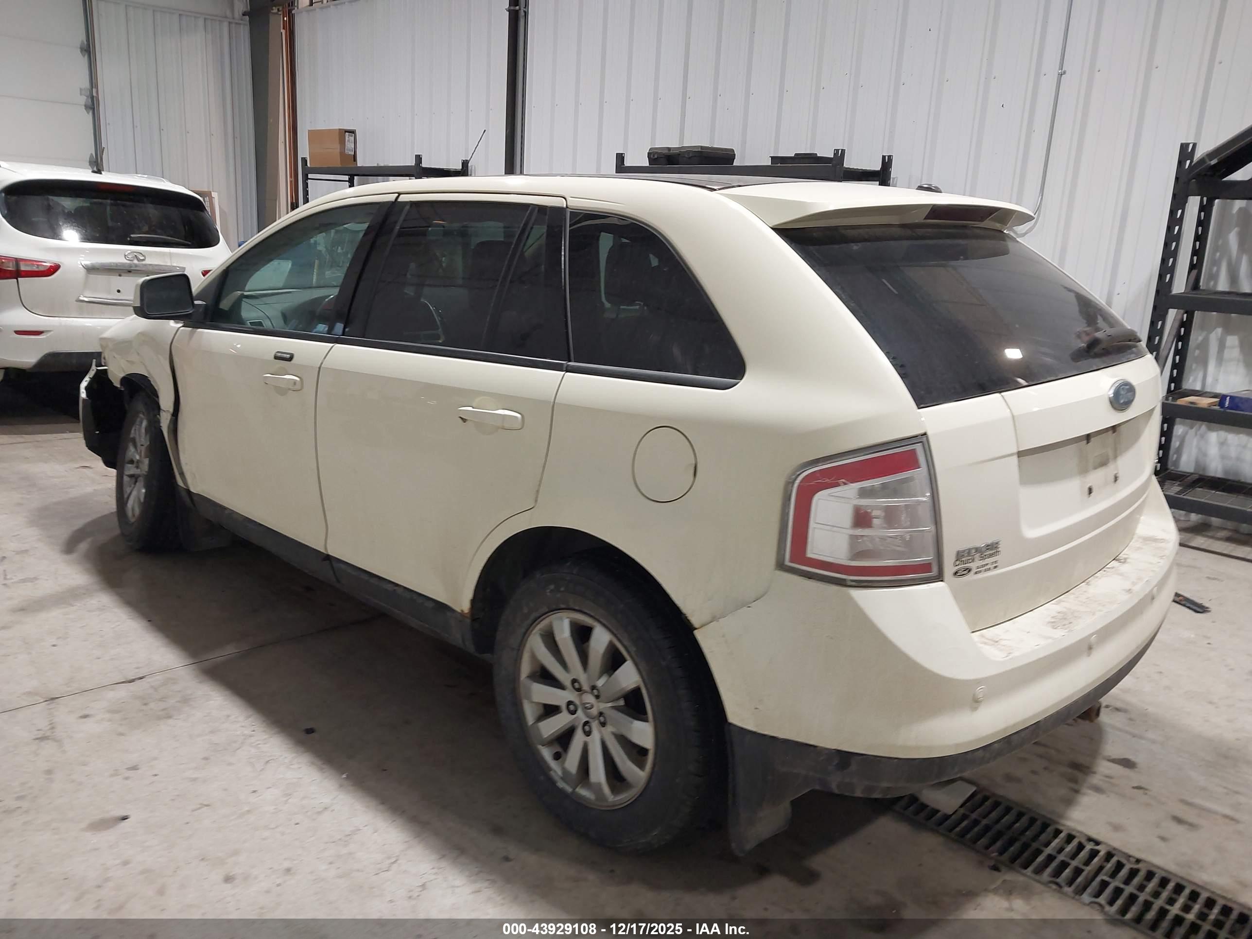FORD EDGE image 3