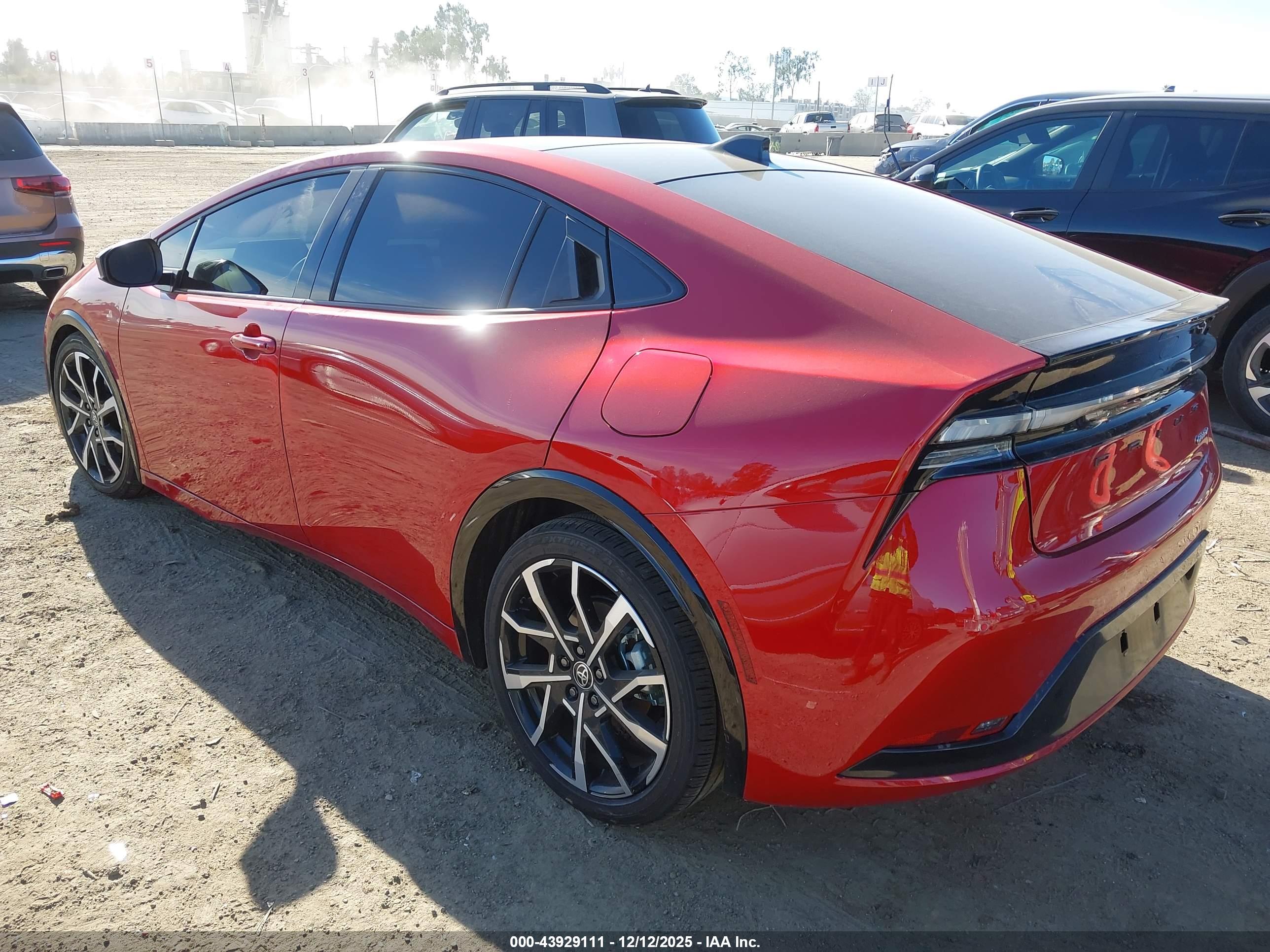 TOYOTA PRIUS image 3