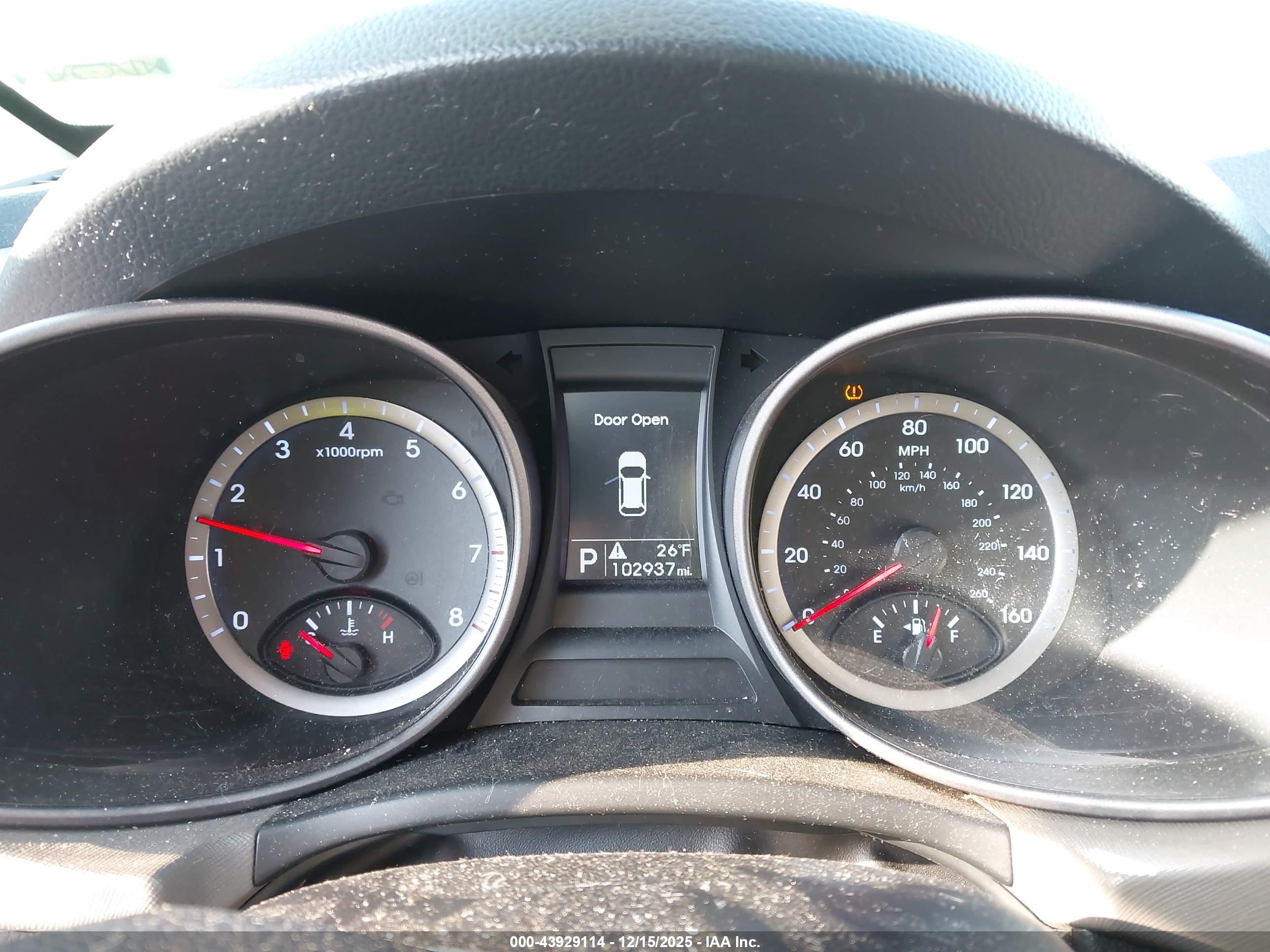 HYUNDAI SANTA image 7