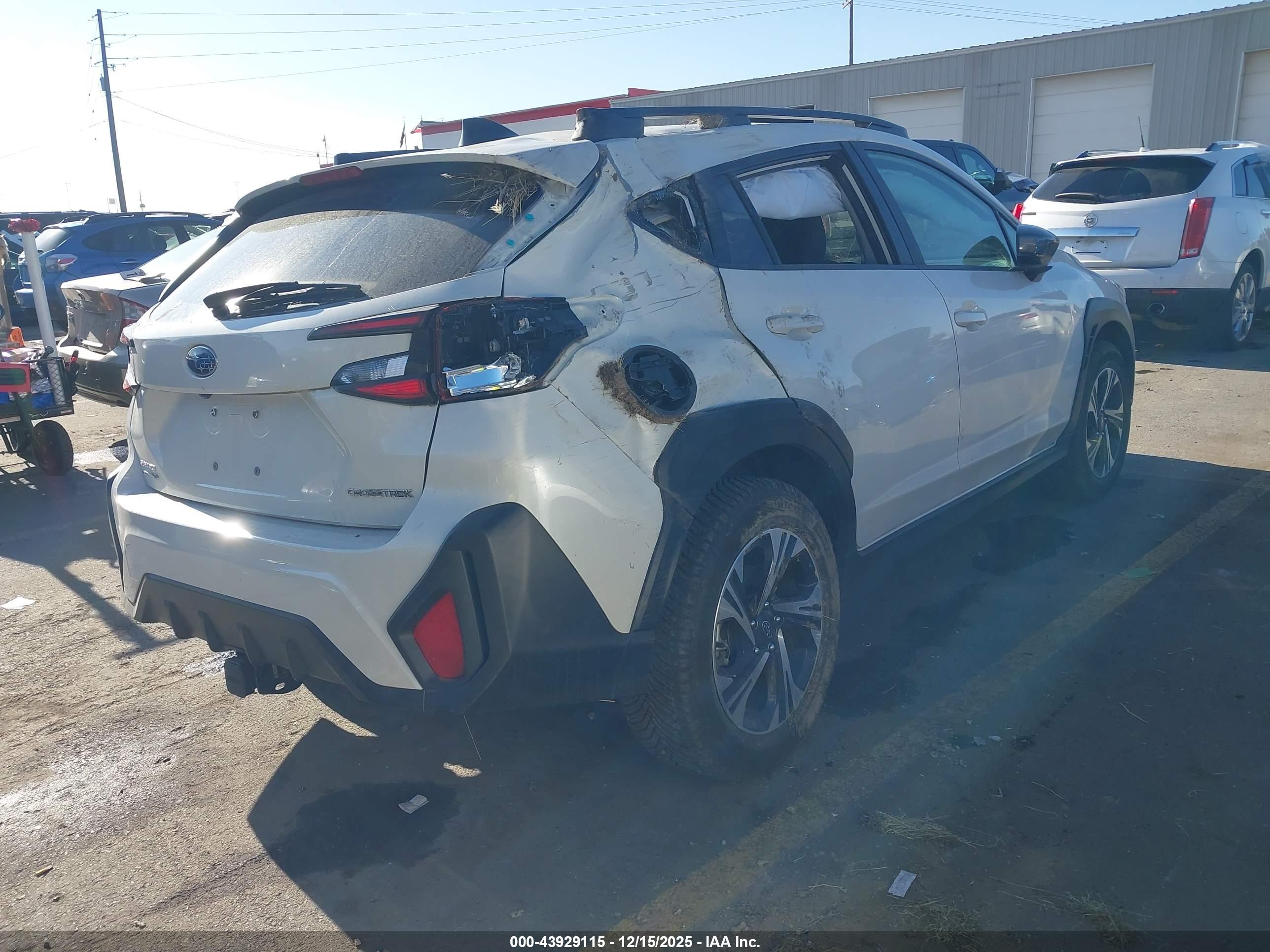 SUBARU CROSSTREK image 4
