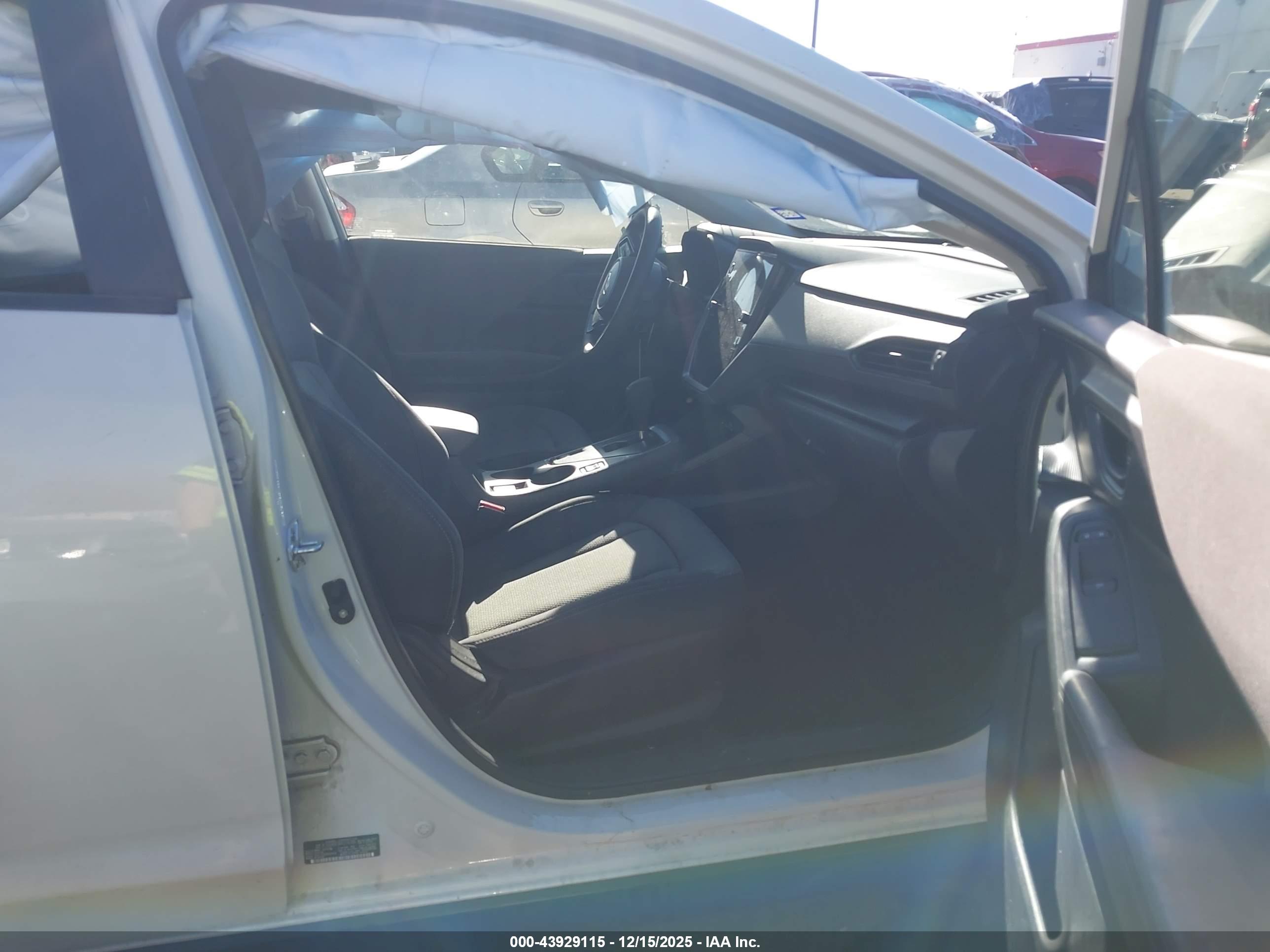 SUBARU CROSSTREK image 5