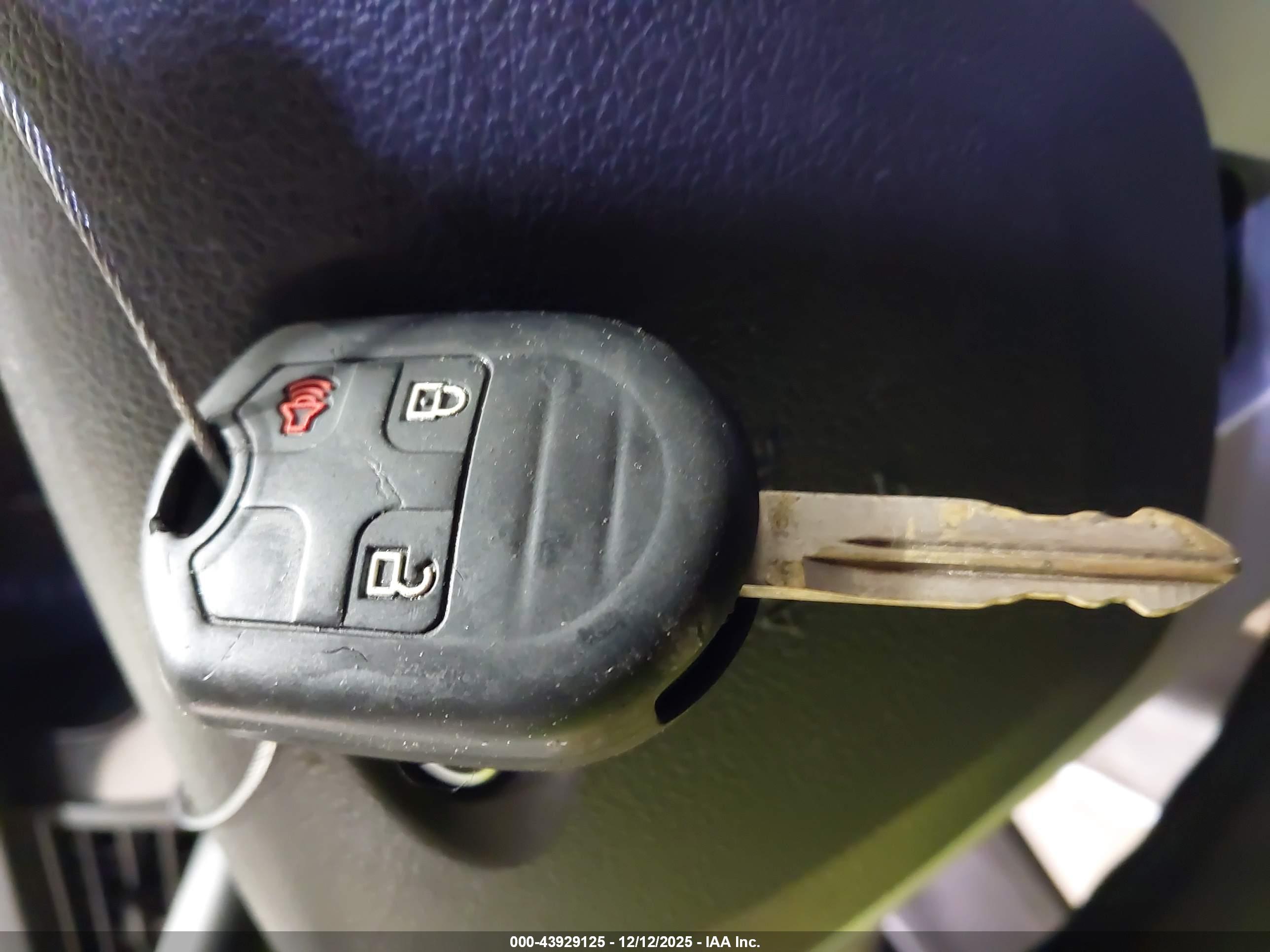 FORD EDGE image 11