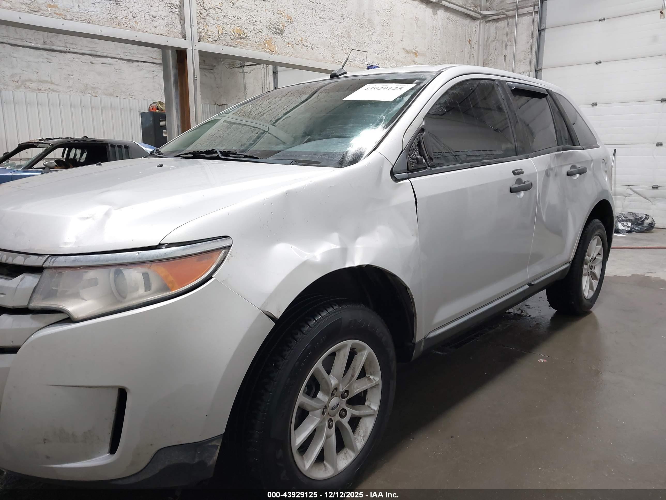 FORD EDGE image 6