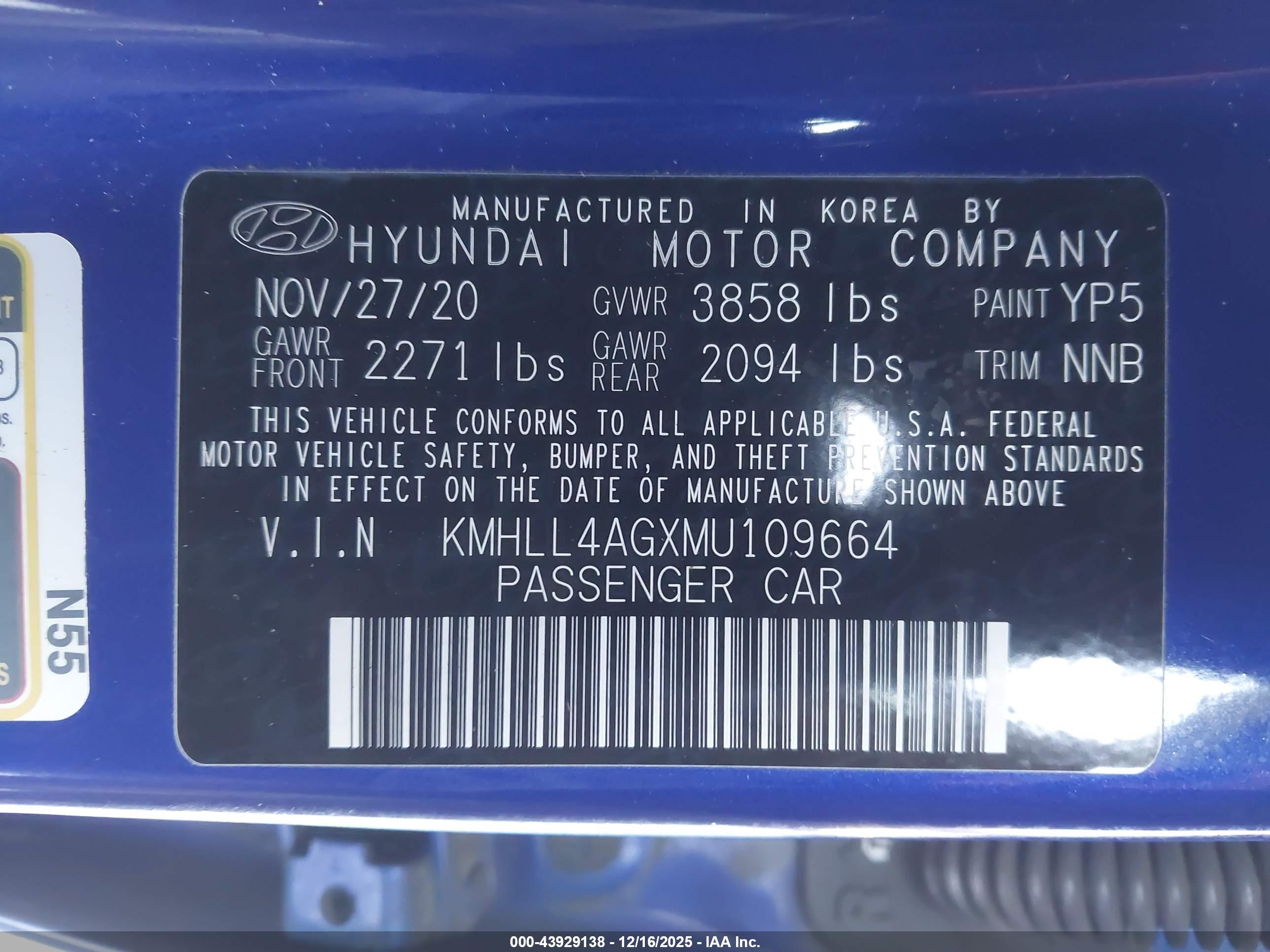 HYUNDAI ELANTRA image 9
