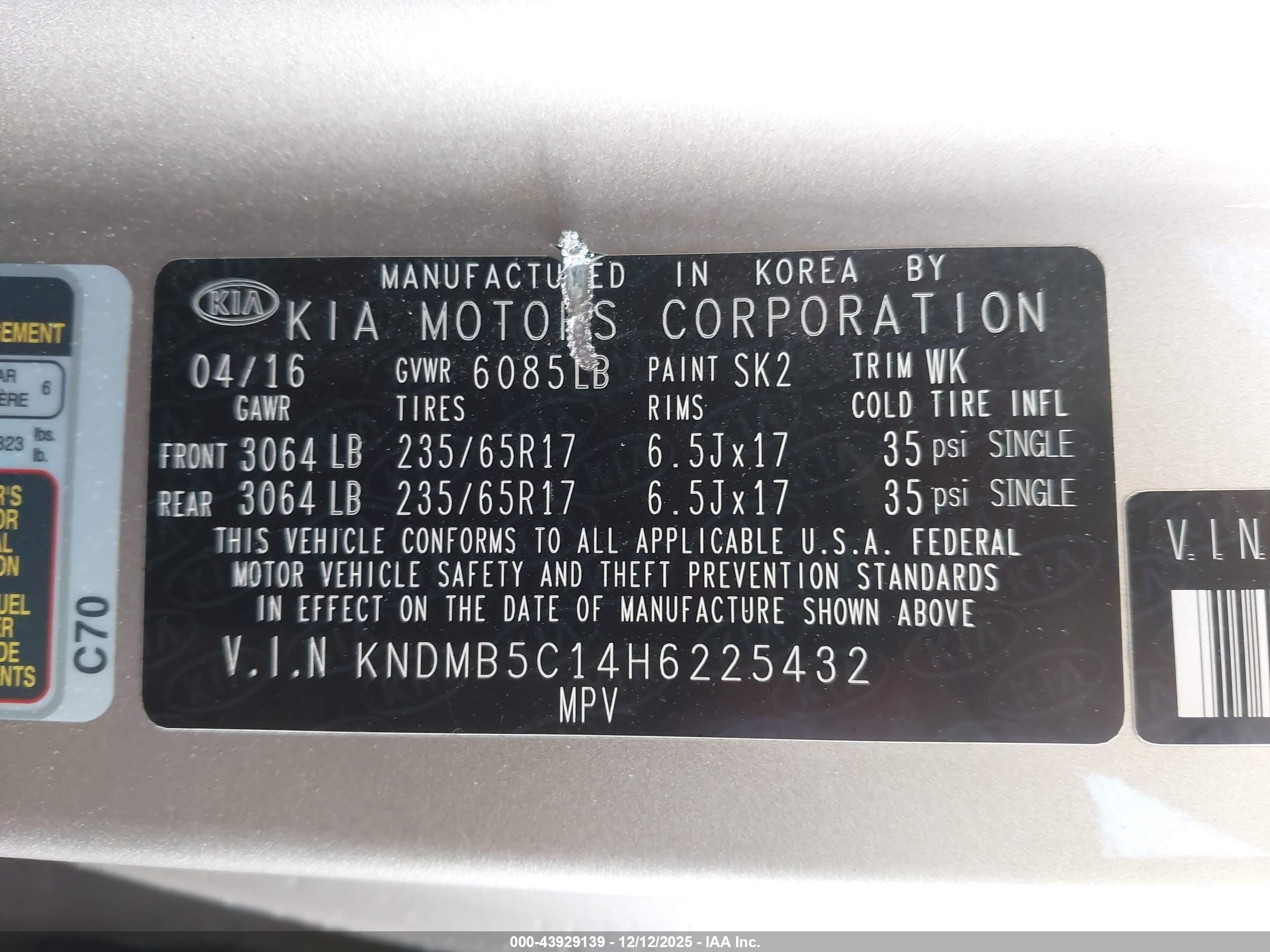 KIA SEDONA image 9