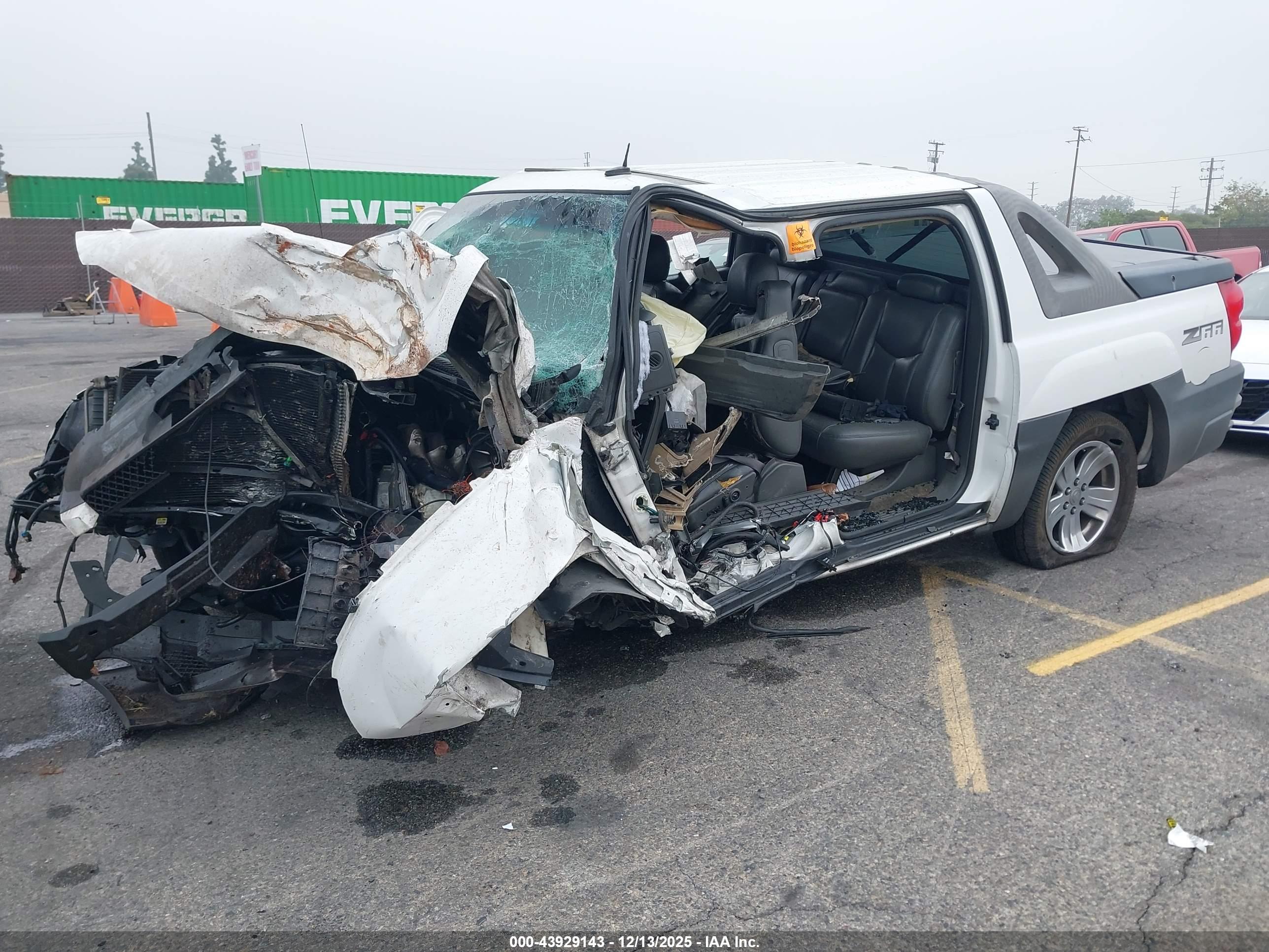 CHEVROLET AVALANCHE image 2
