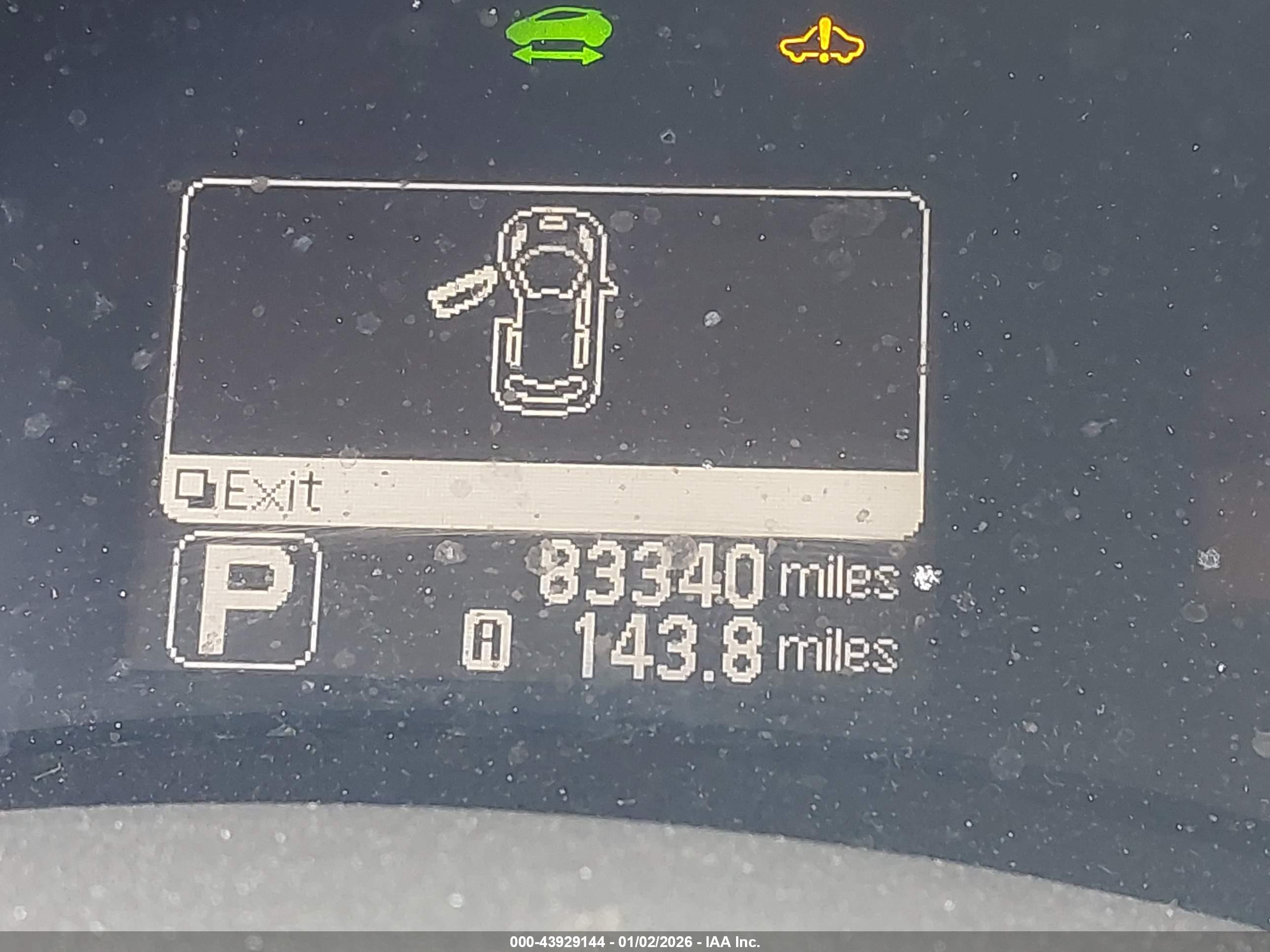 NISSAN LEAF image 7