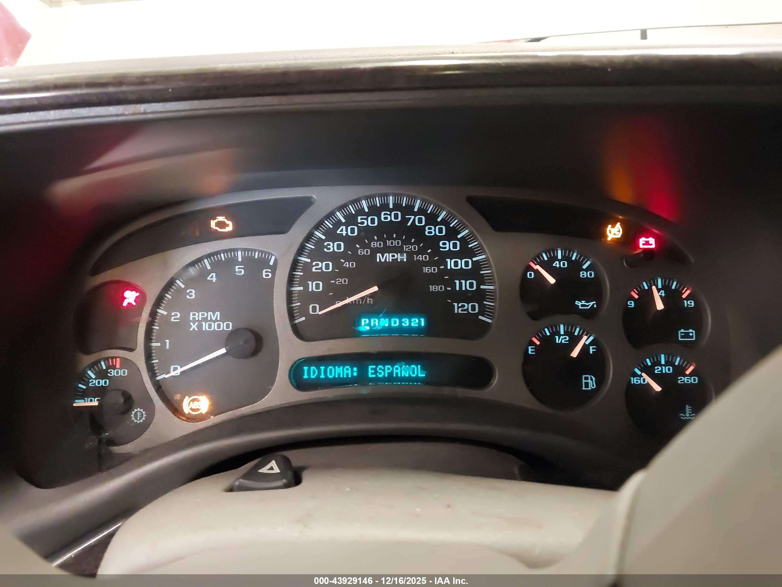 GMC YUKON image 7