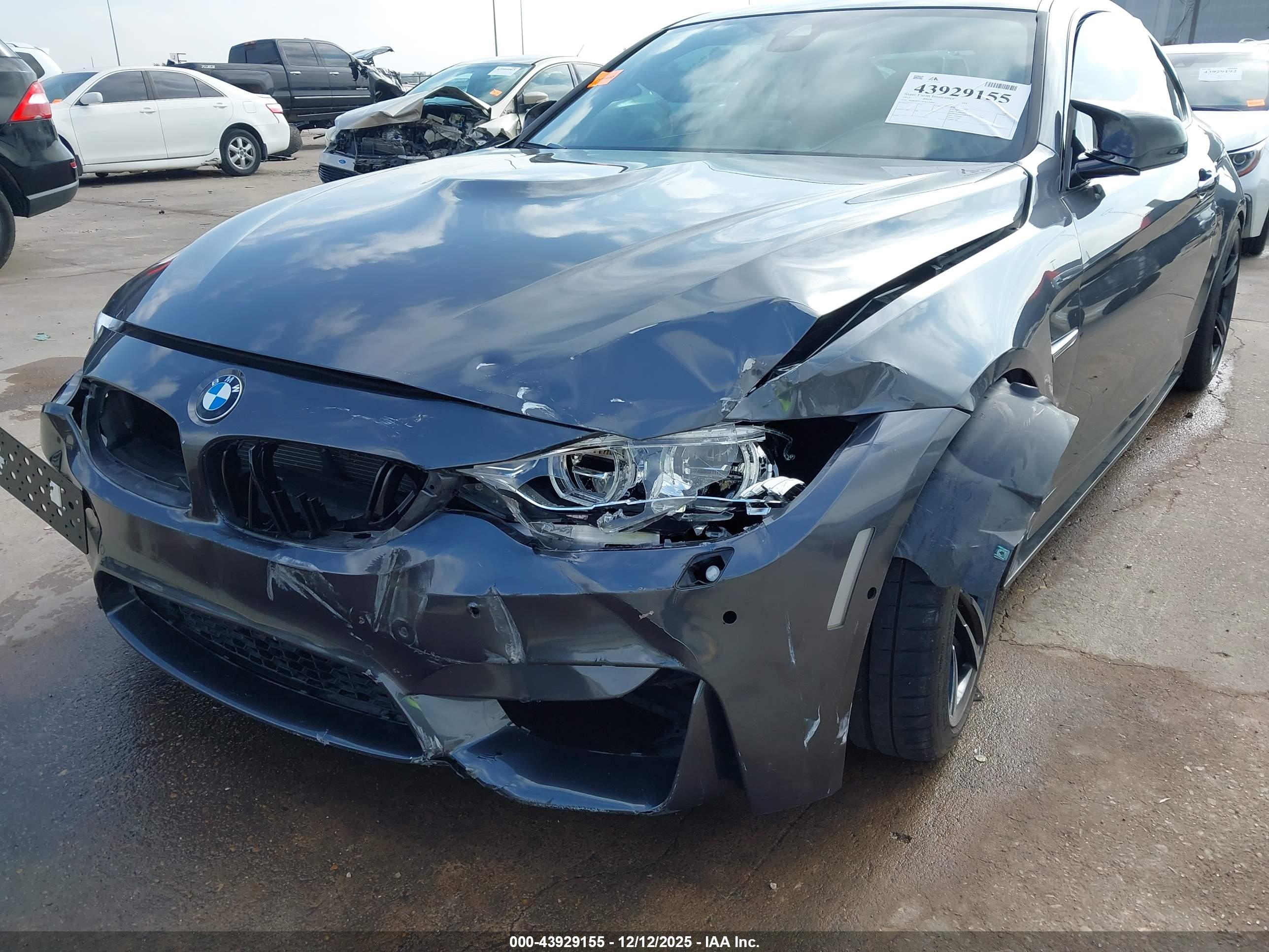BMW M4 image 6