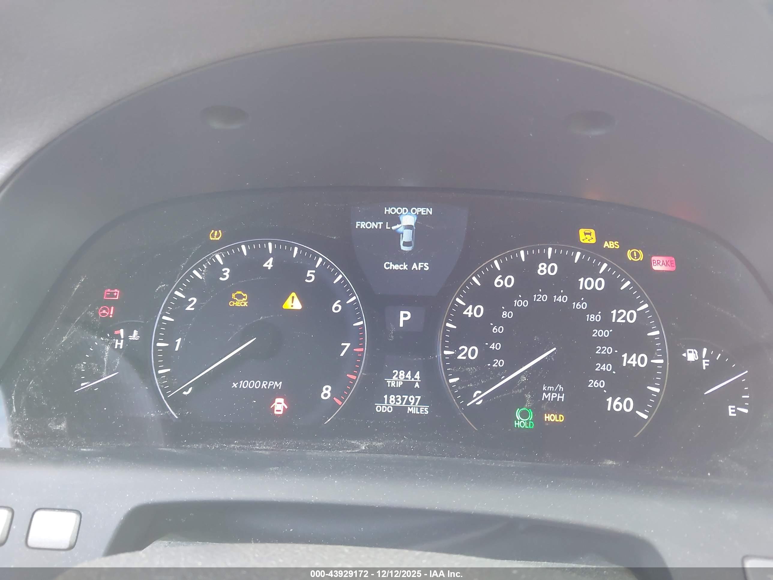 LEXUS LS image 7