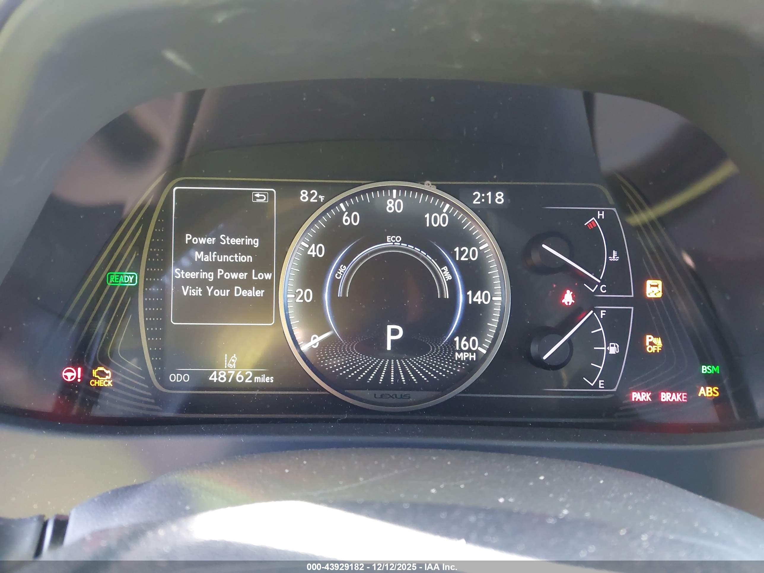 LEXUS UX image 7