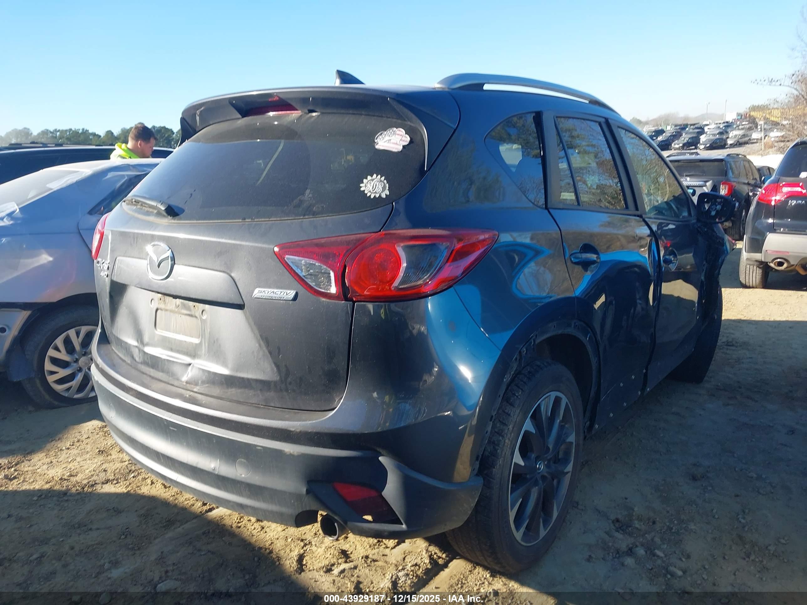 MAZDA CX-5 image 4