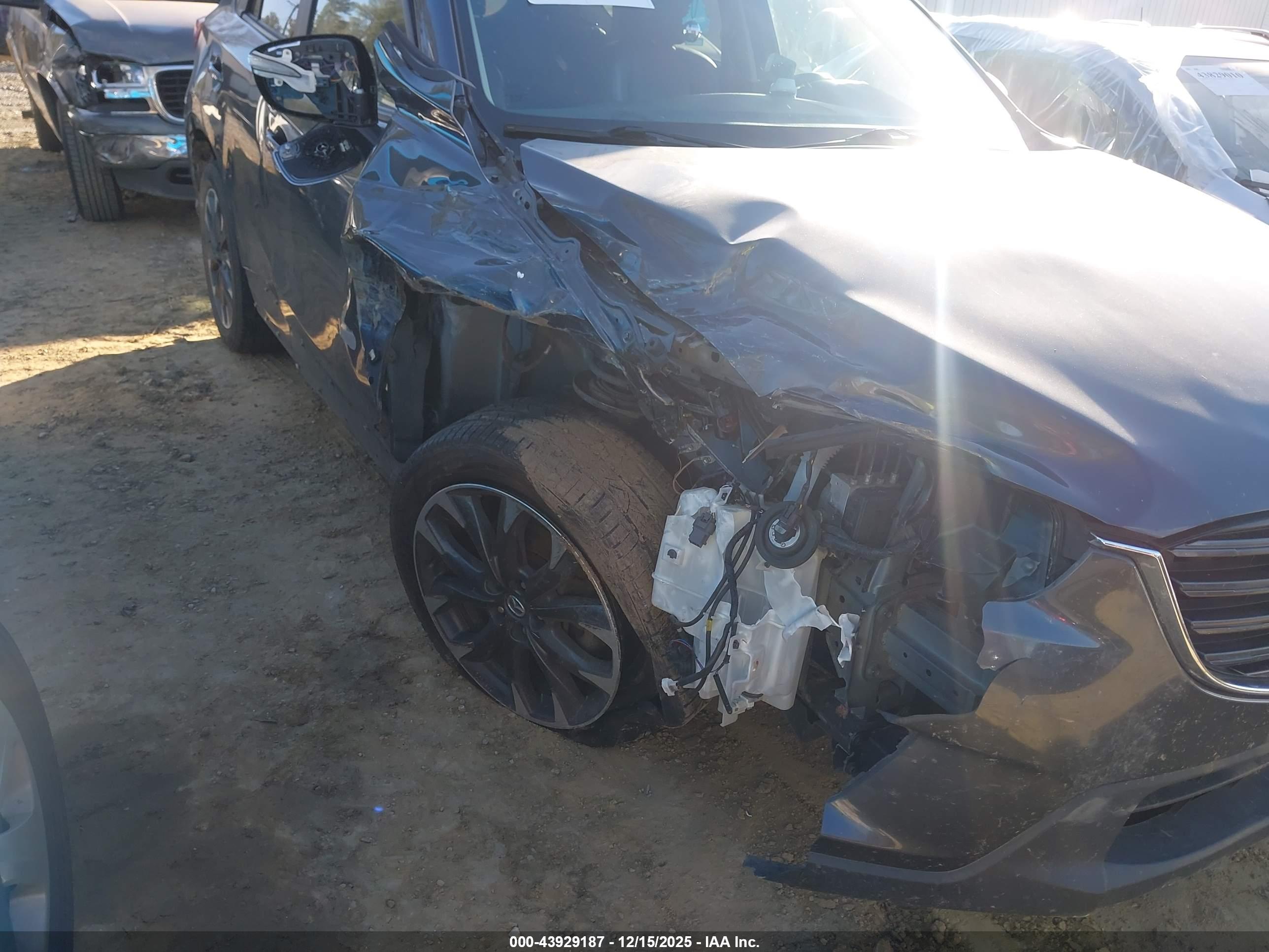 MAZDA CX-5 image 6