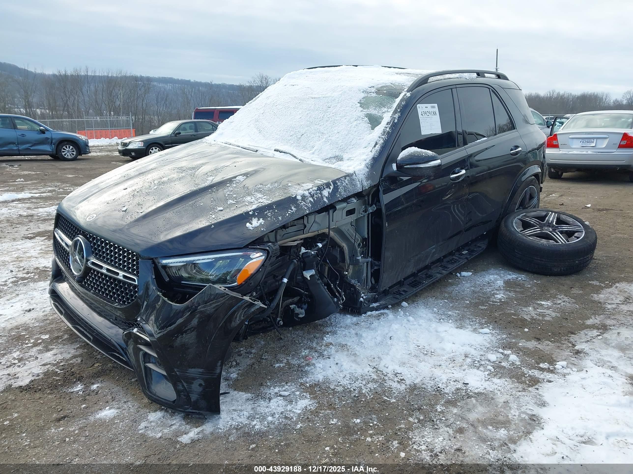 MERCEDES-BENZ GLE image 2