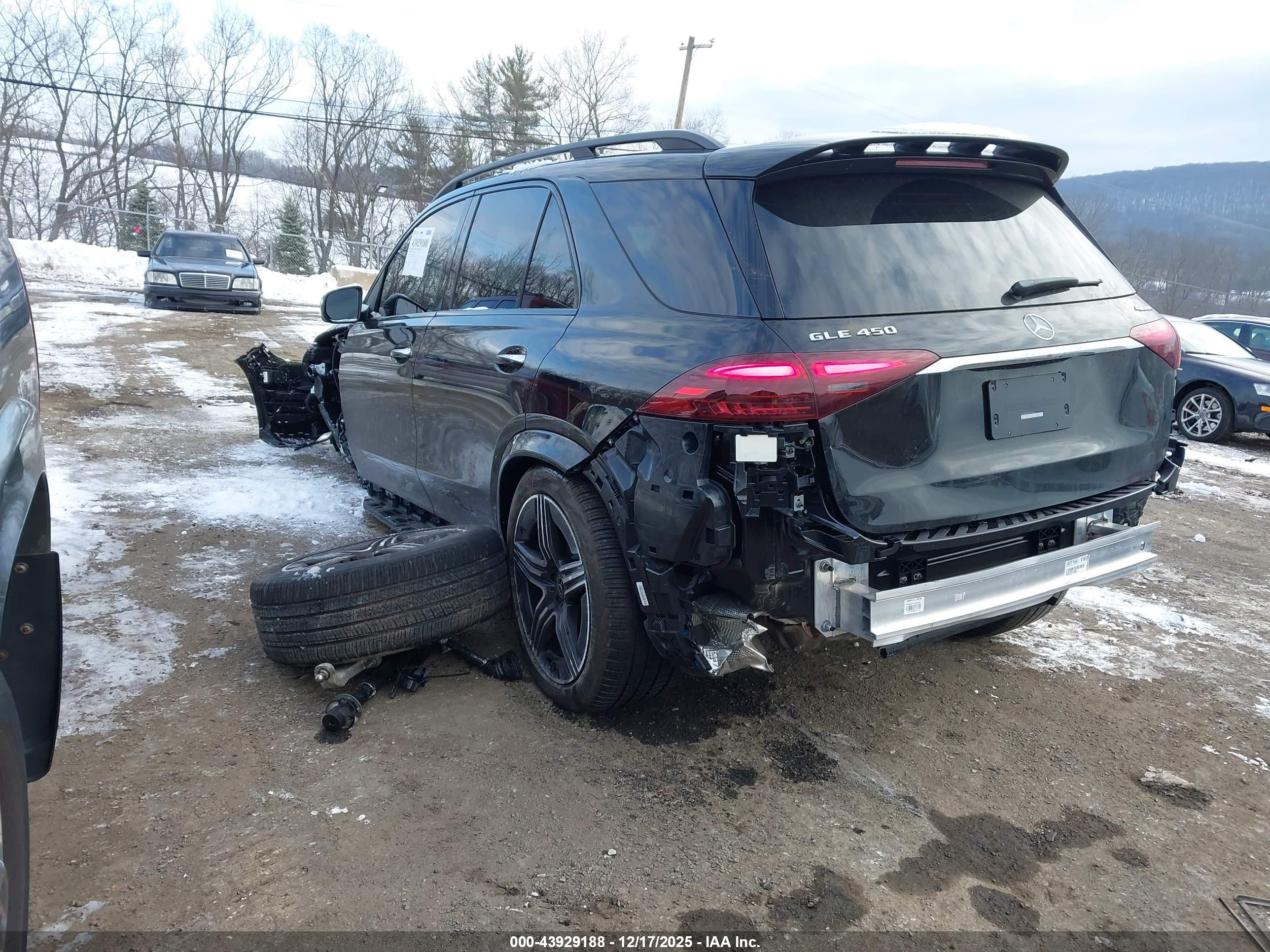 MERCEDES-BENZ GLE image 3