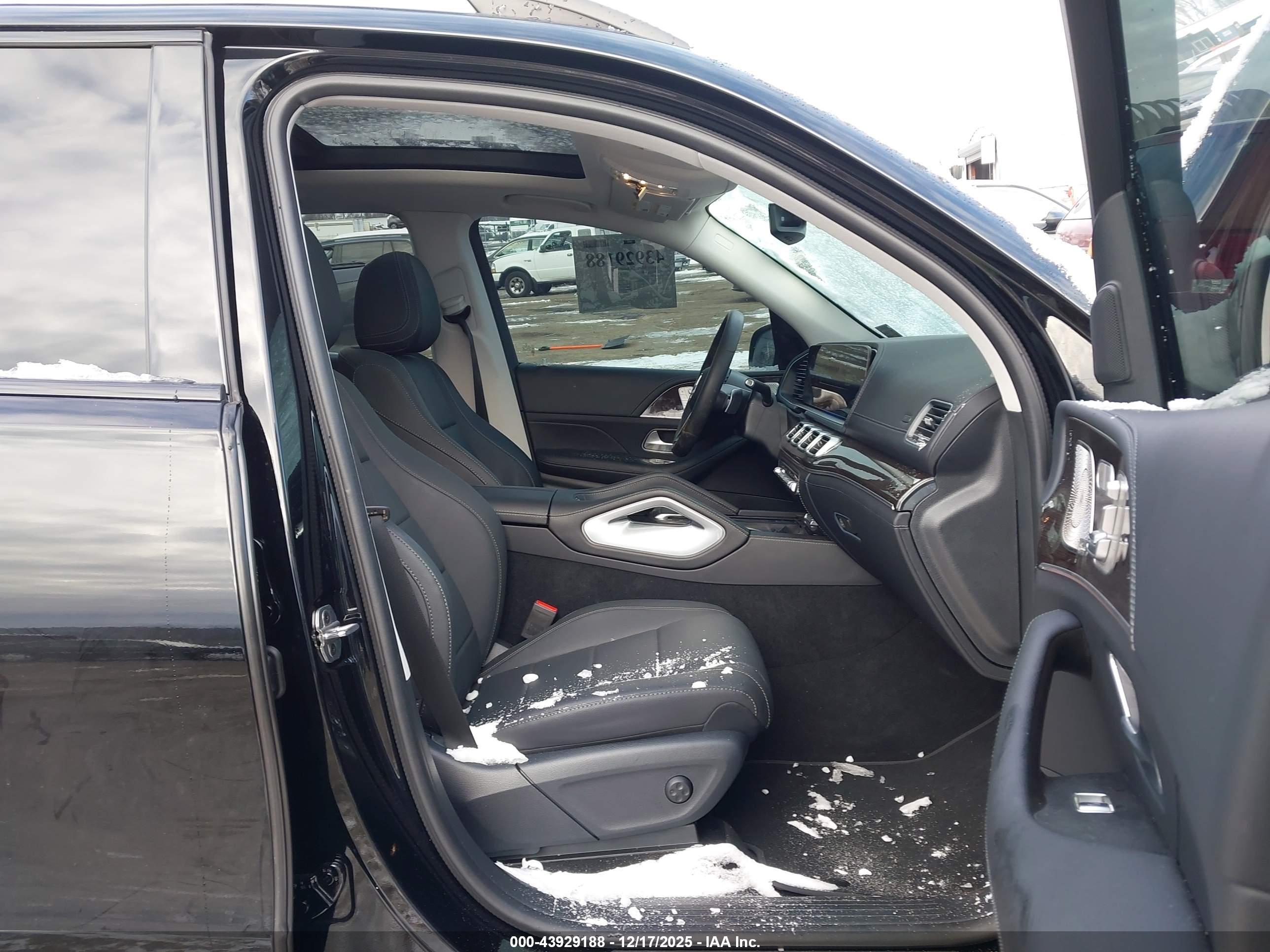 MERCEDES-BENZ GLE image 5