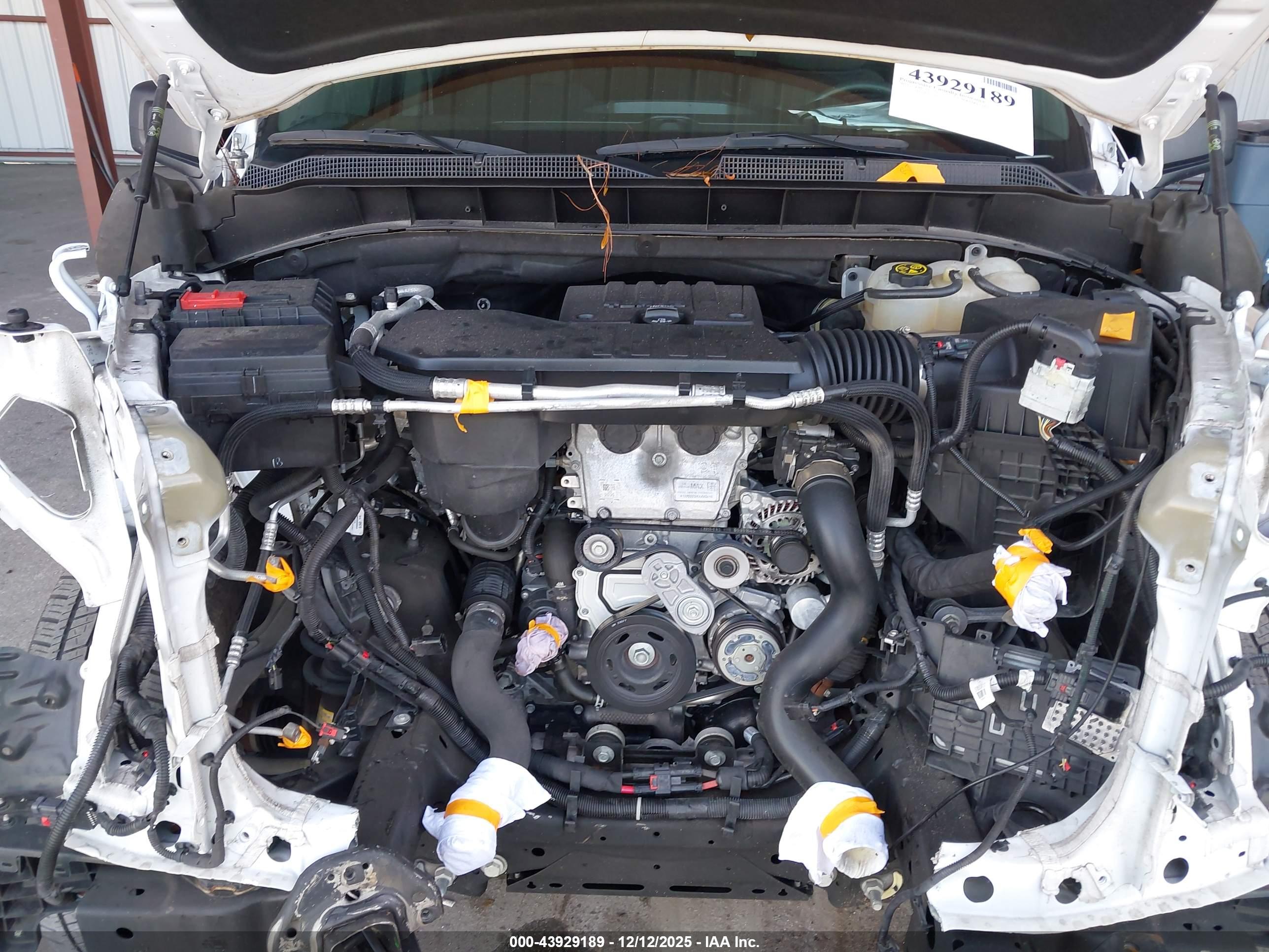 CHEVROLET SILVERADO image 10