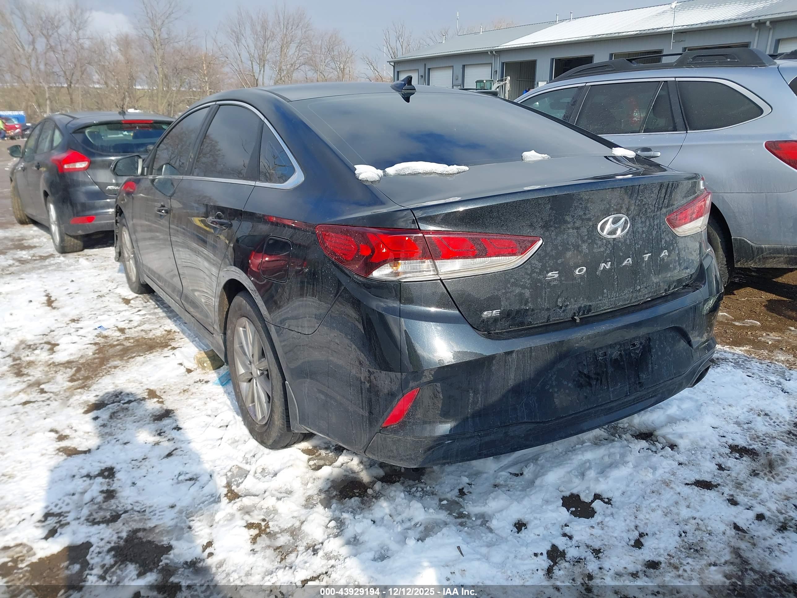 HYUNDAI SONATA image 3