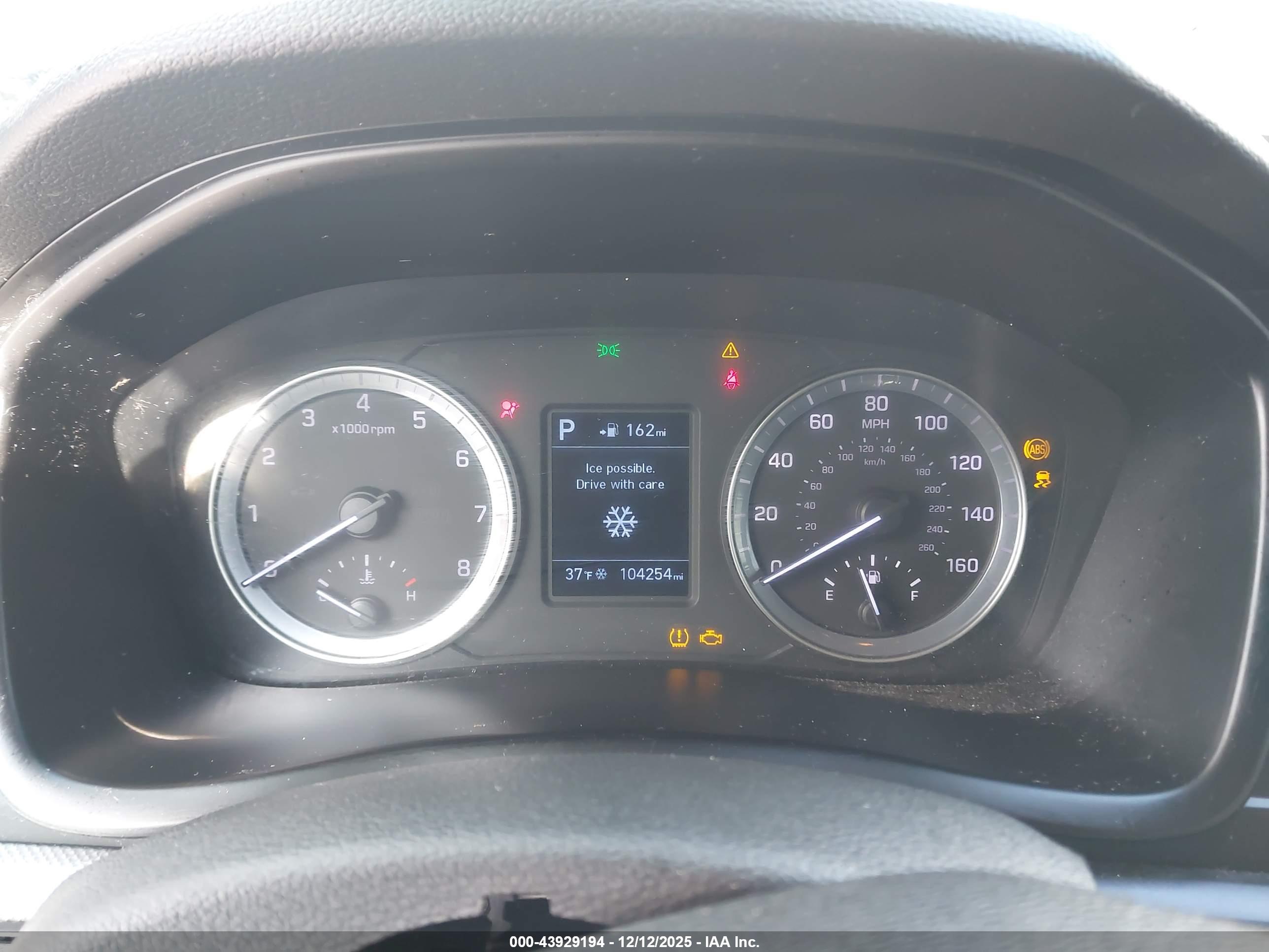 HYUNDAI SONATA image 7