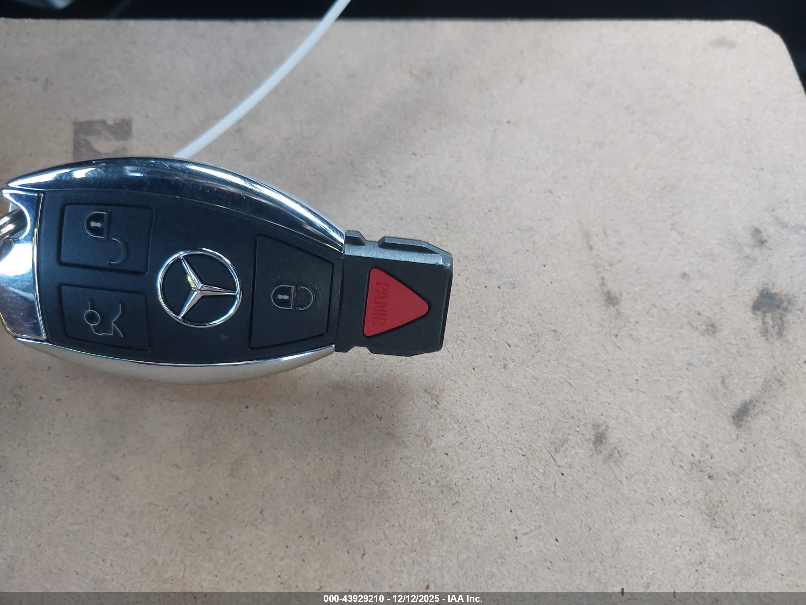 MERCEDES-BENZ GLS image 11