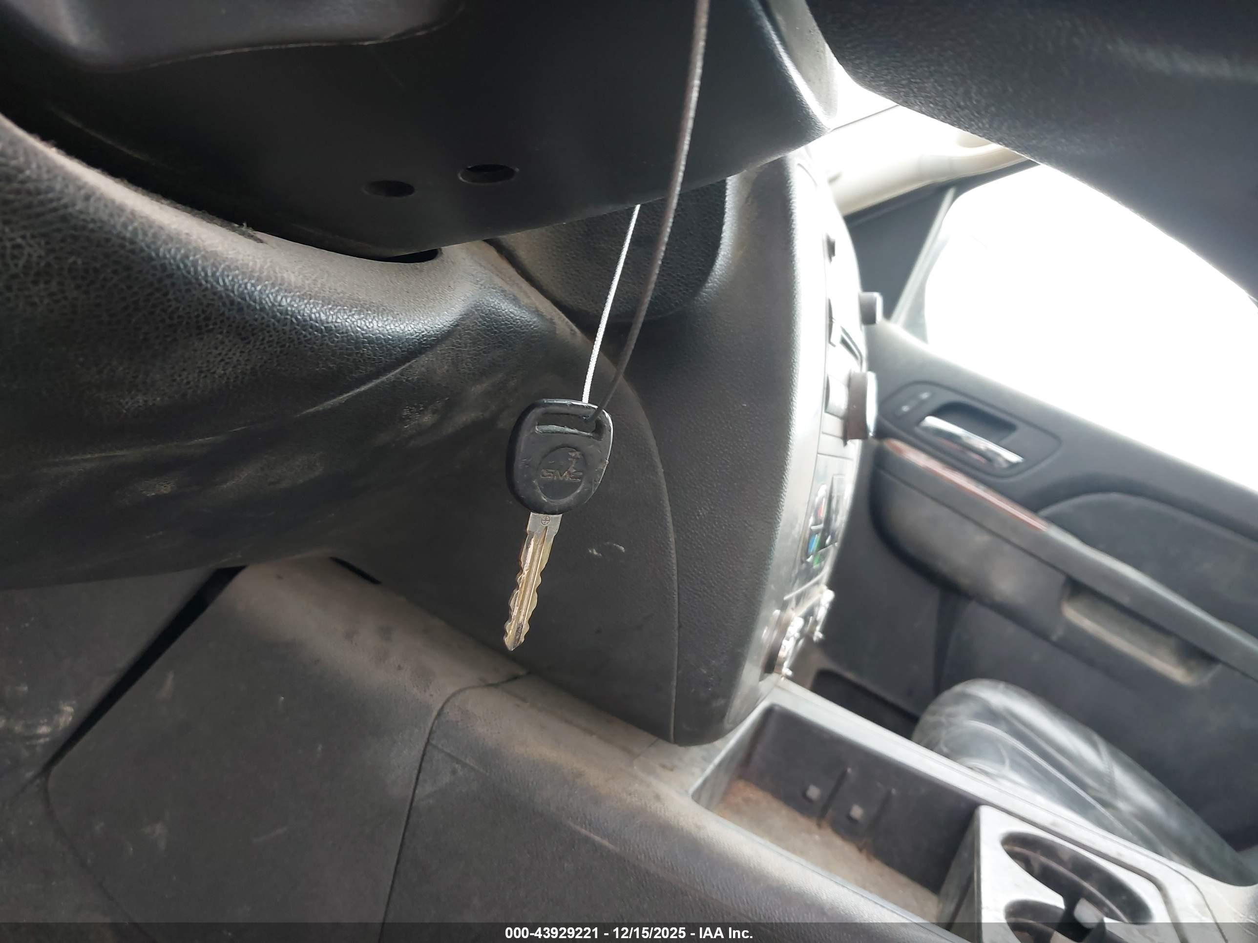 GMC SIERRA image 11