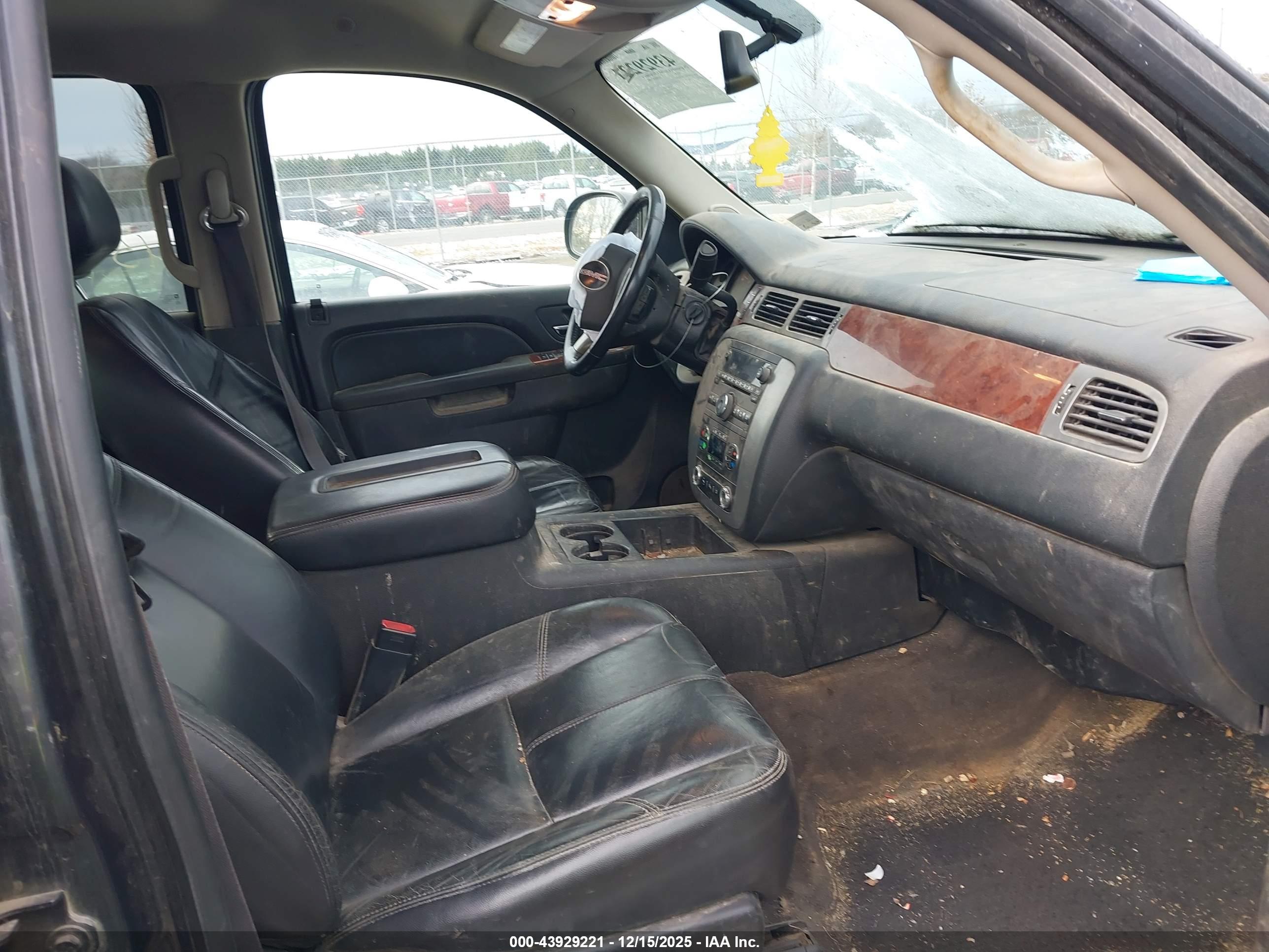 GMC SIERRA image 5