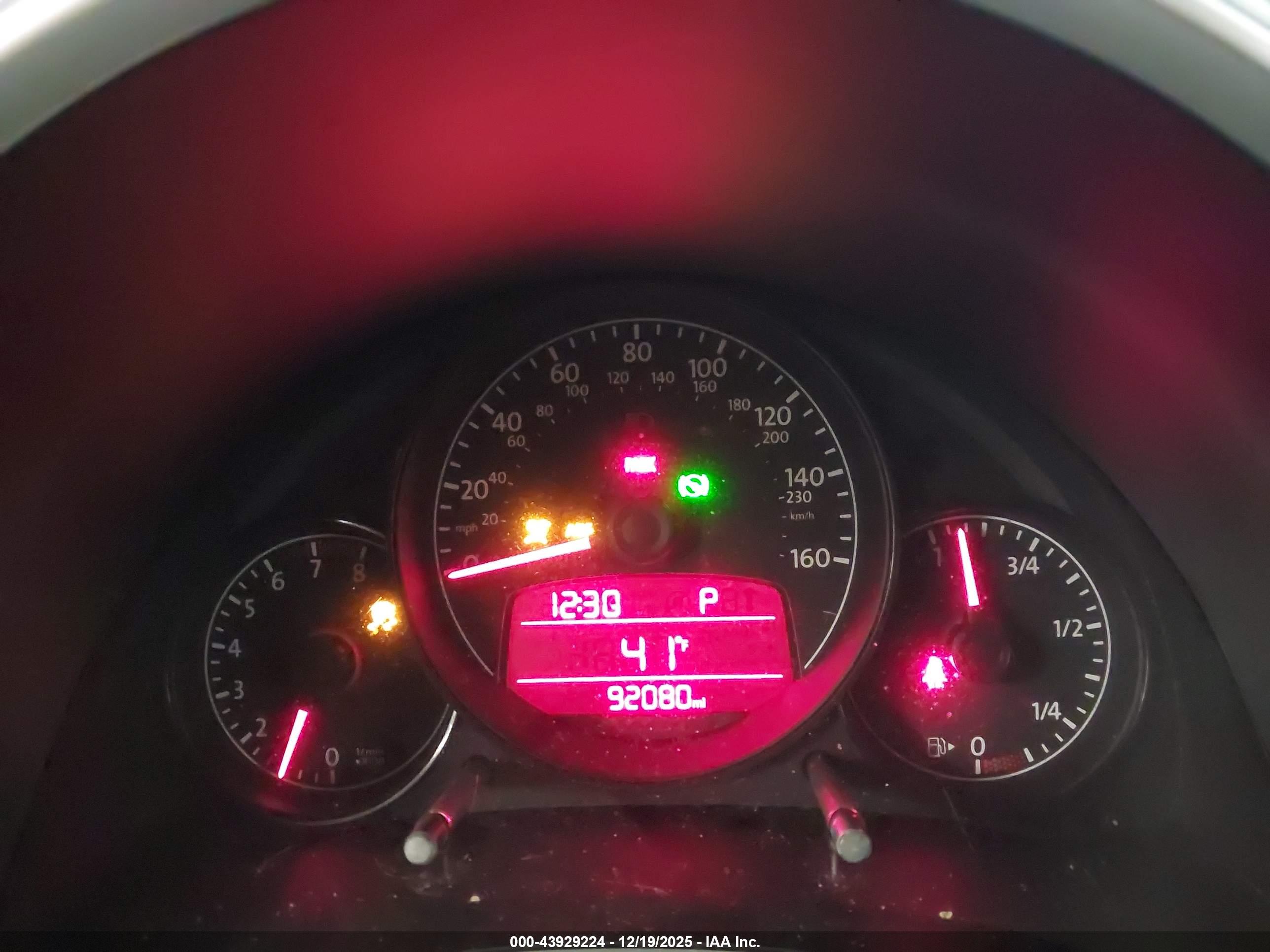 VOLKSWAGEN BEETLE image 7
