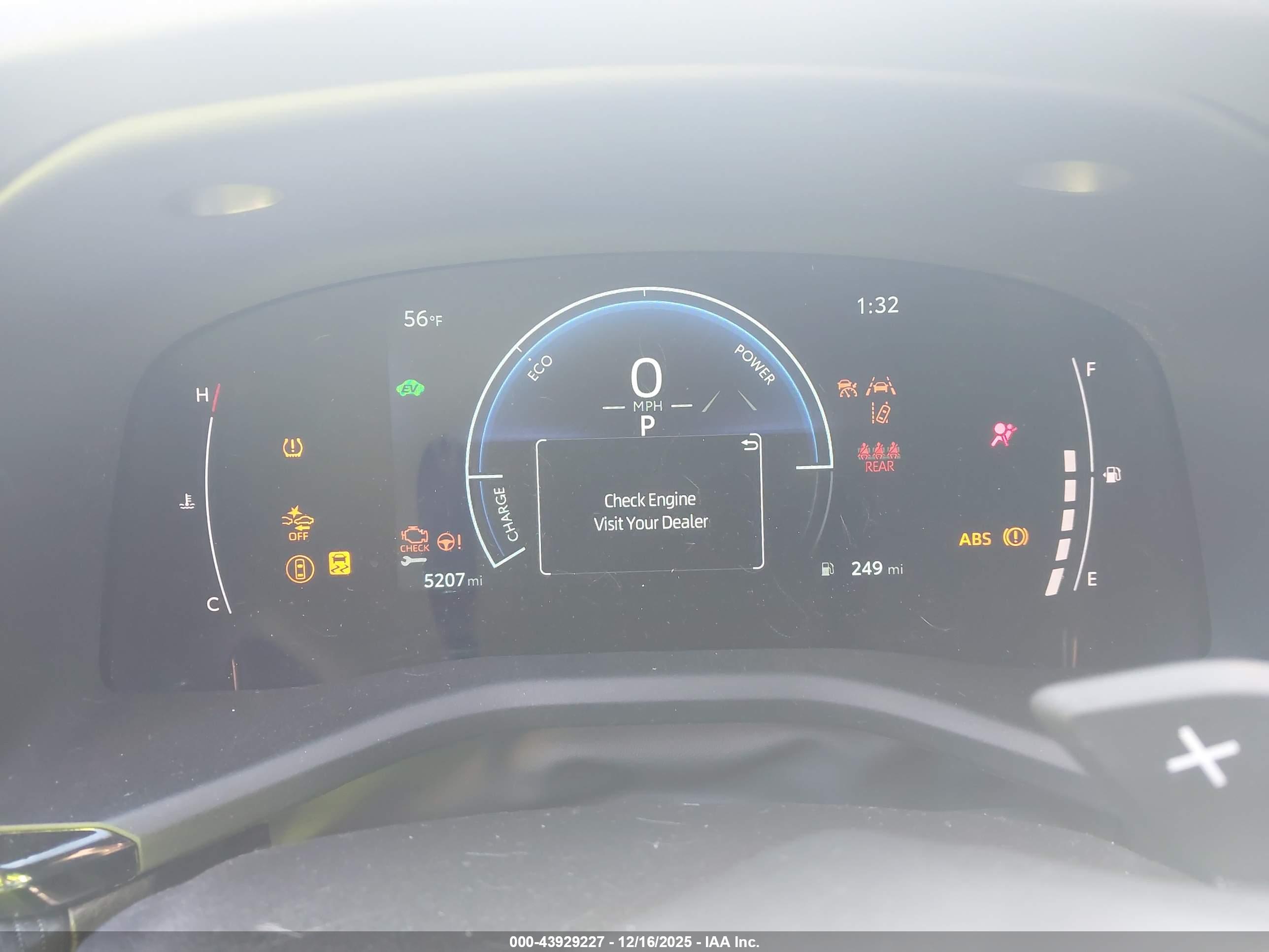 TOYOTA CAMRY image 7