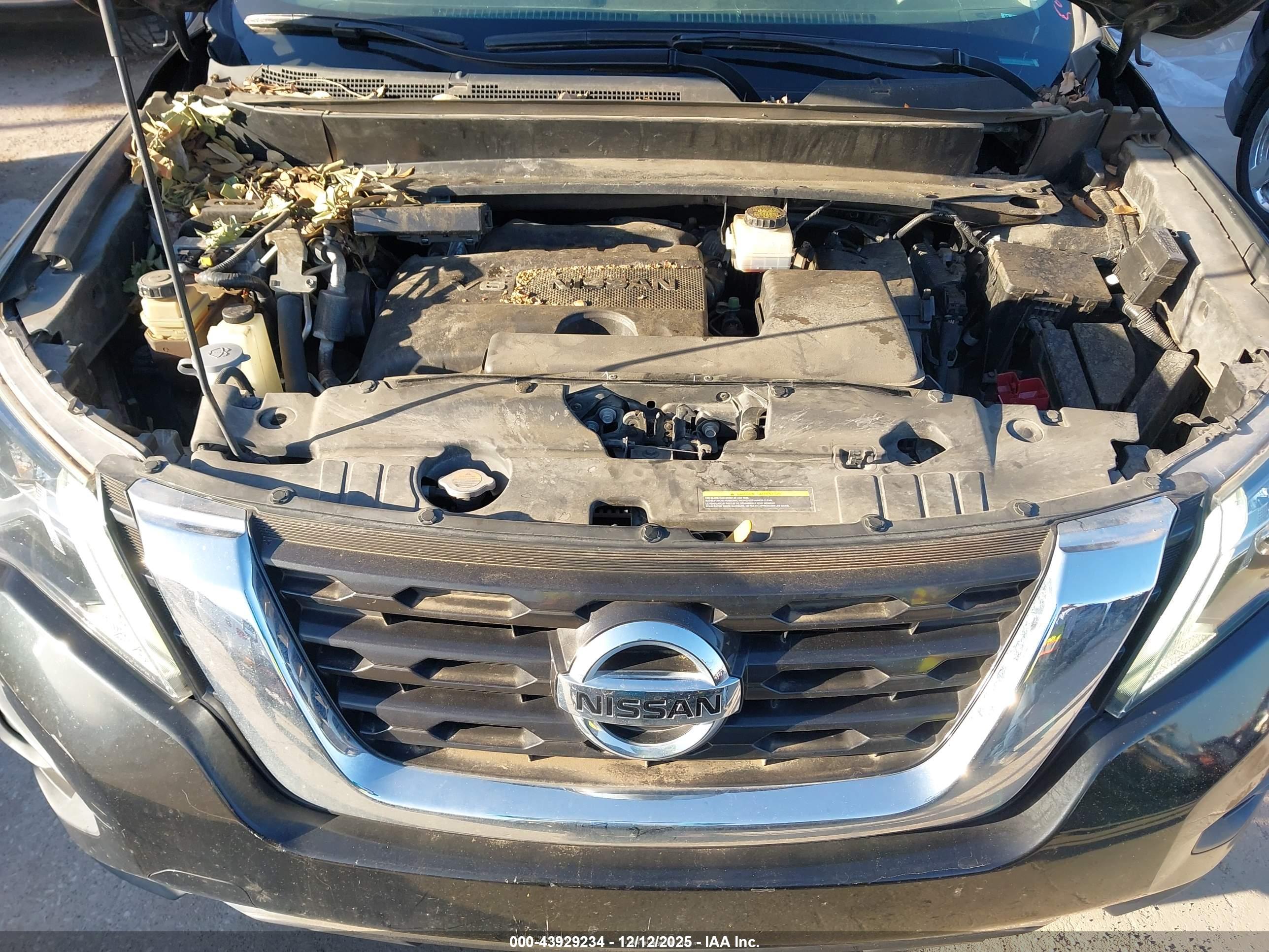 NISSAN PATHFINDER image 10