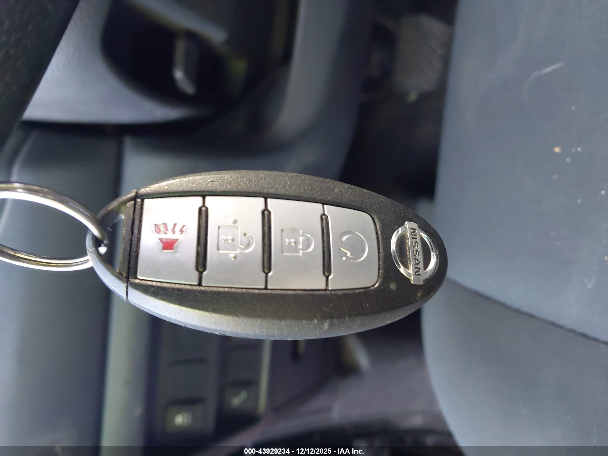 NISSAN PATHFINDER image 11