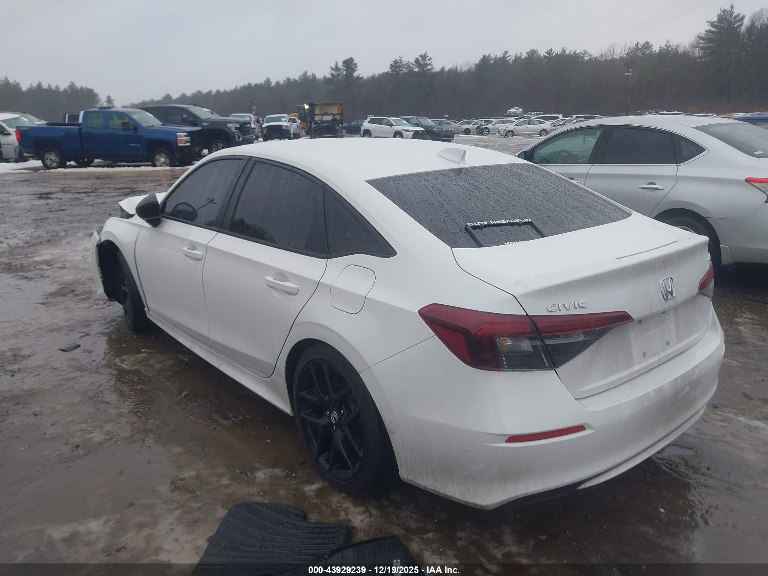 HONDA CIVIC image 3