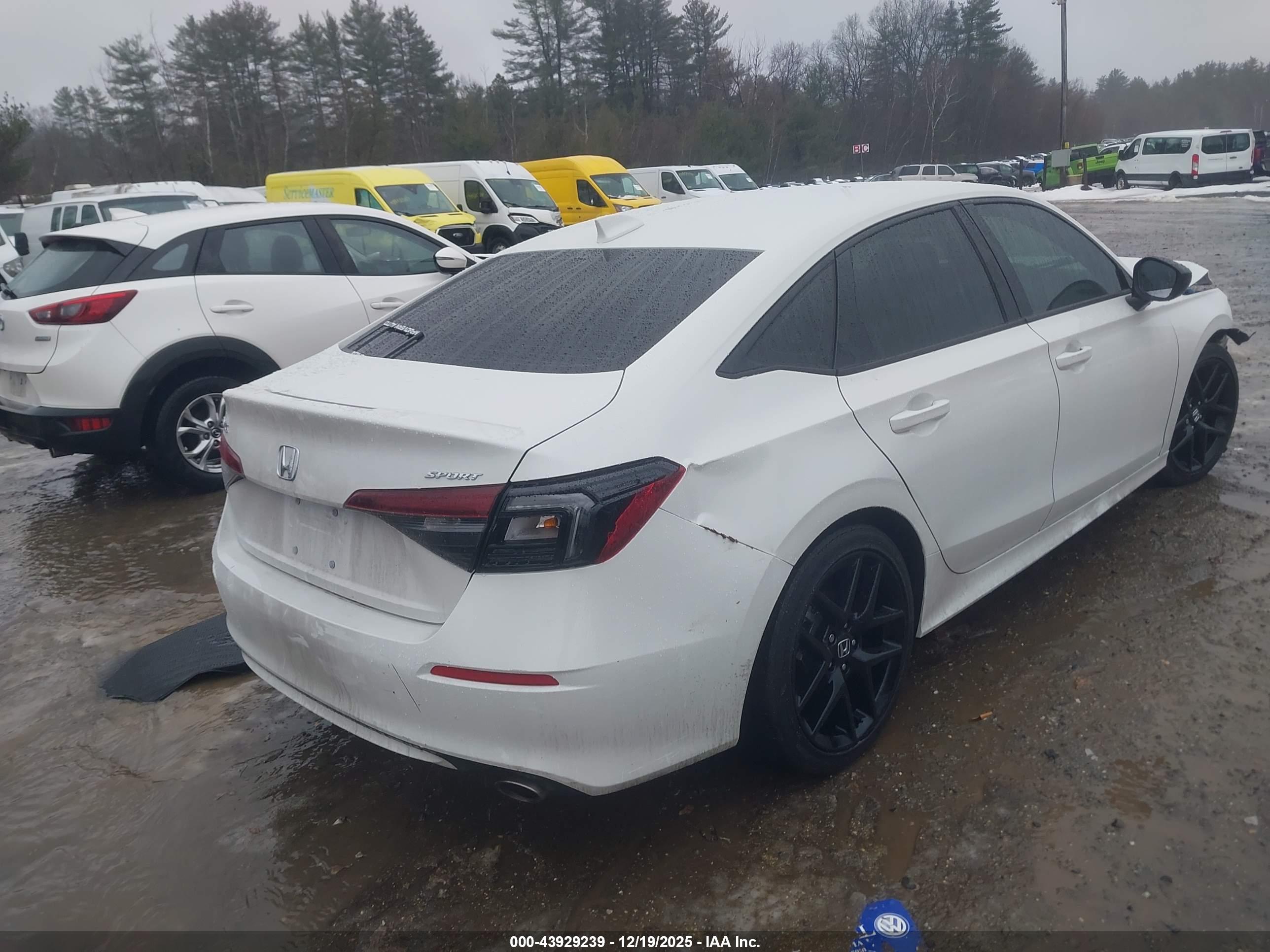 HONDA CIVIC image 4