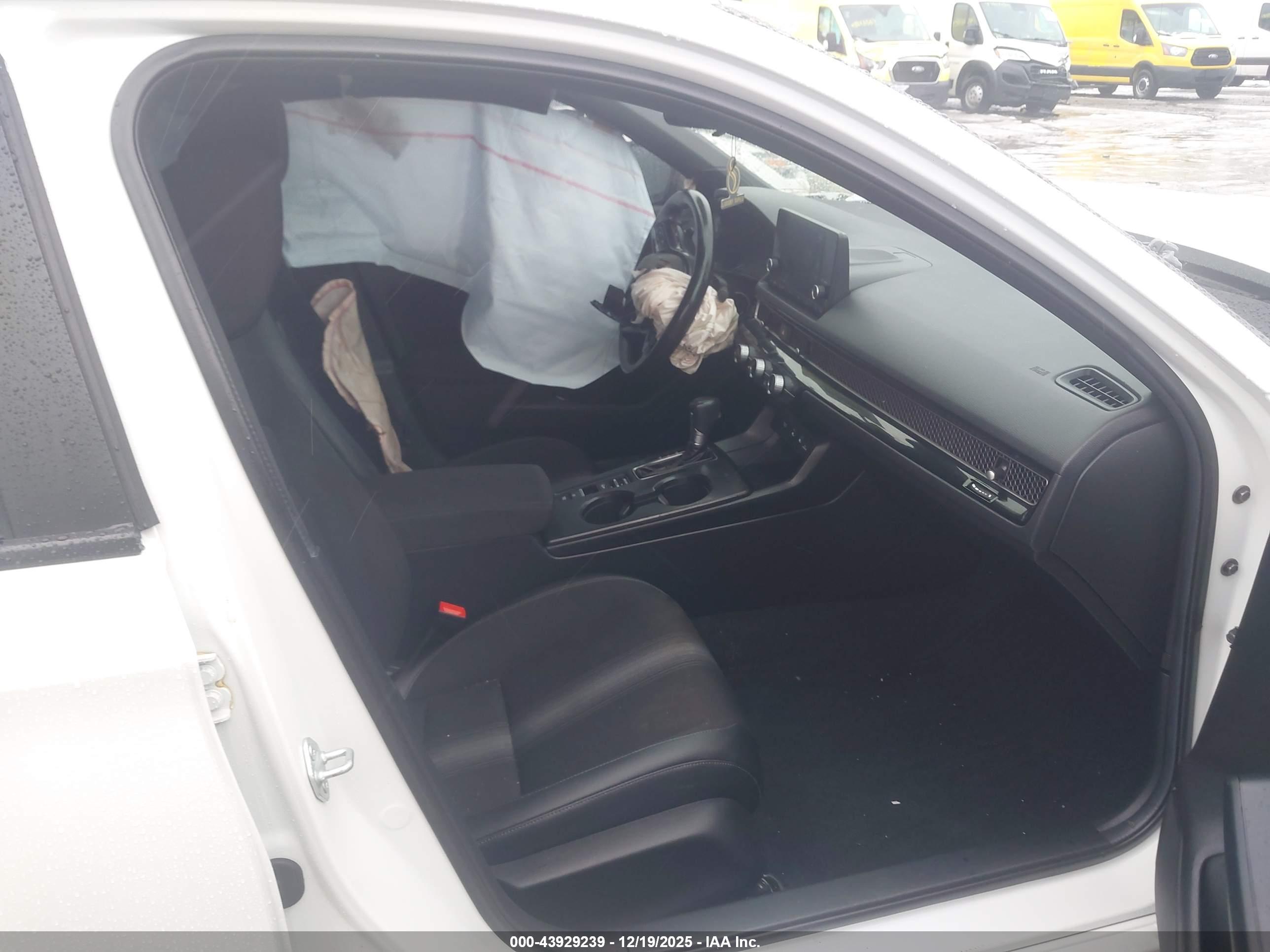 HONDA CIVIC image 5