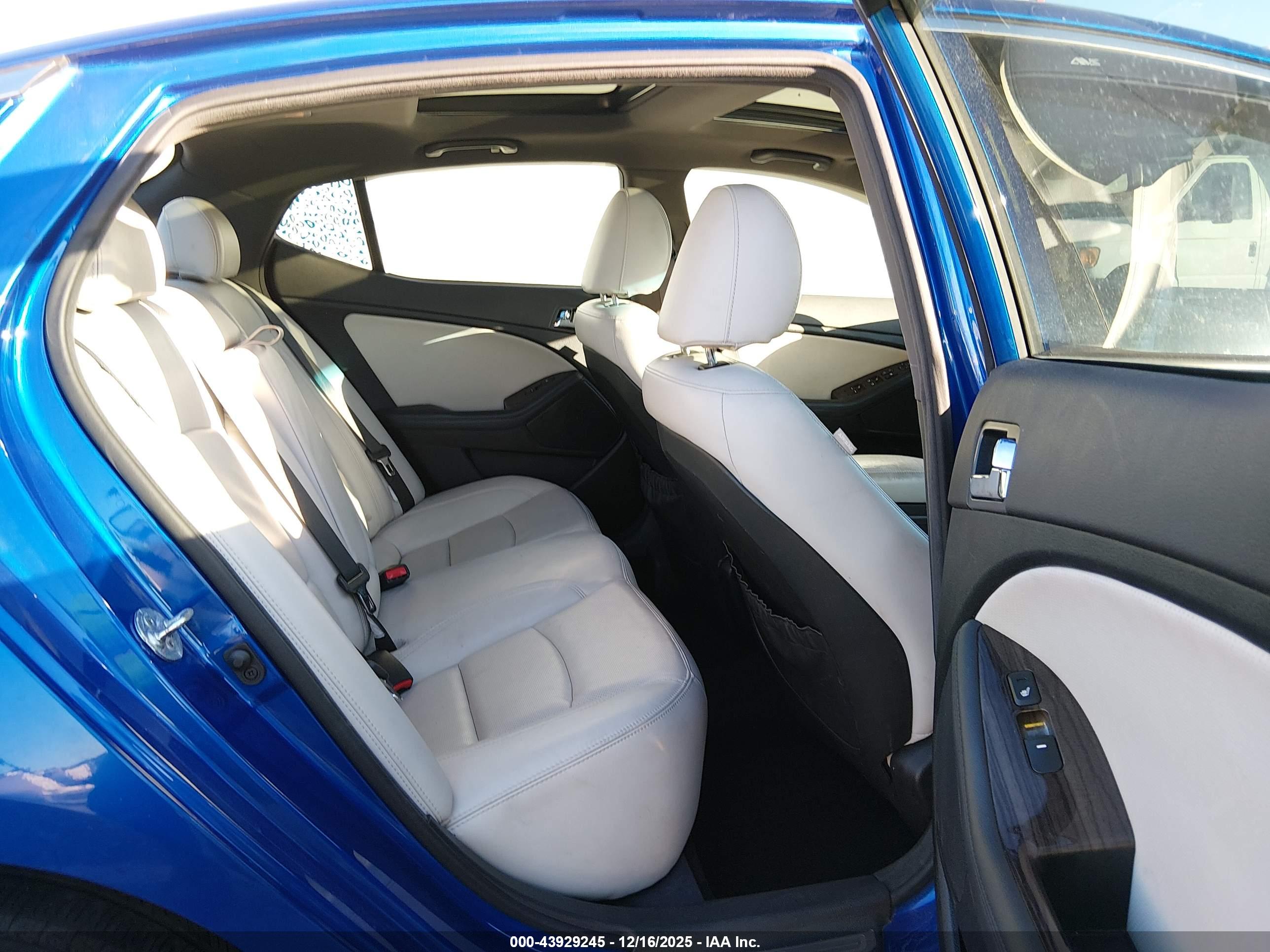 KIA OPTIMA image 8