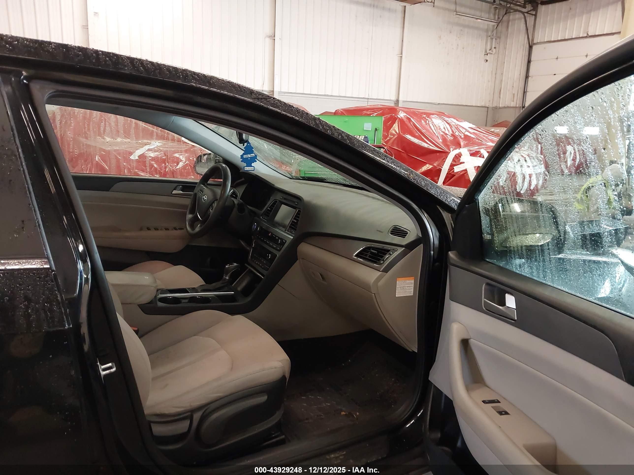 HYUNDAI SONATA image 5