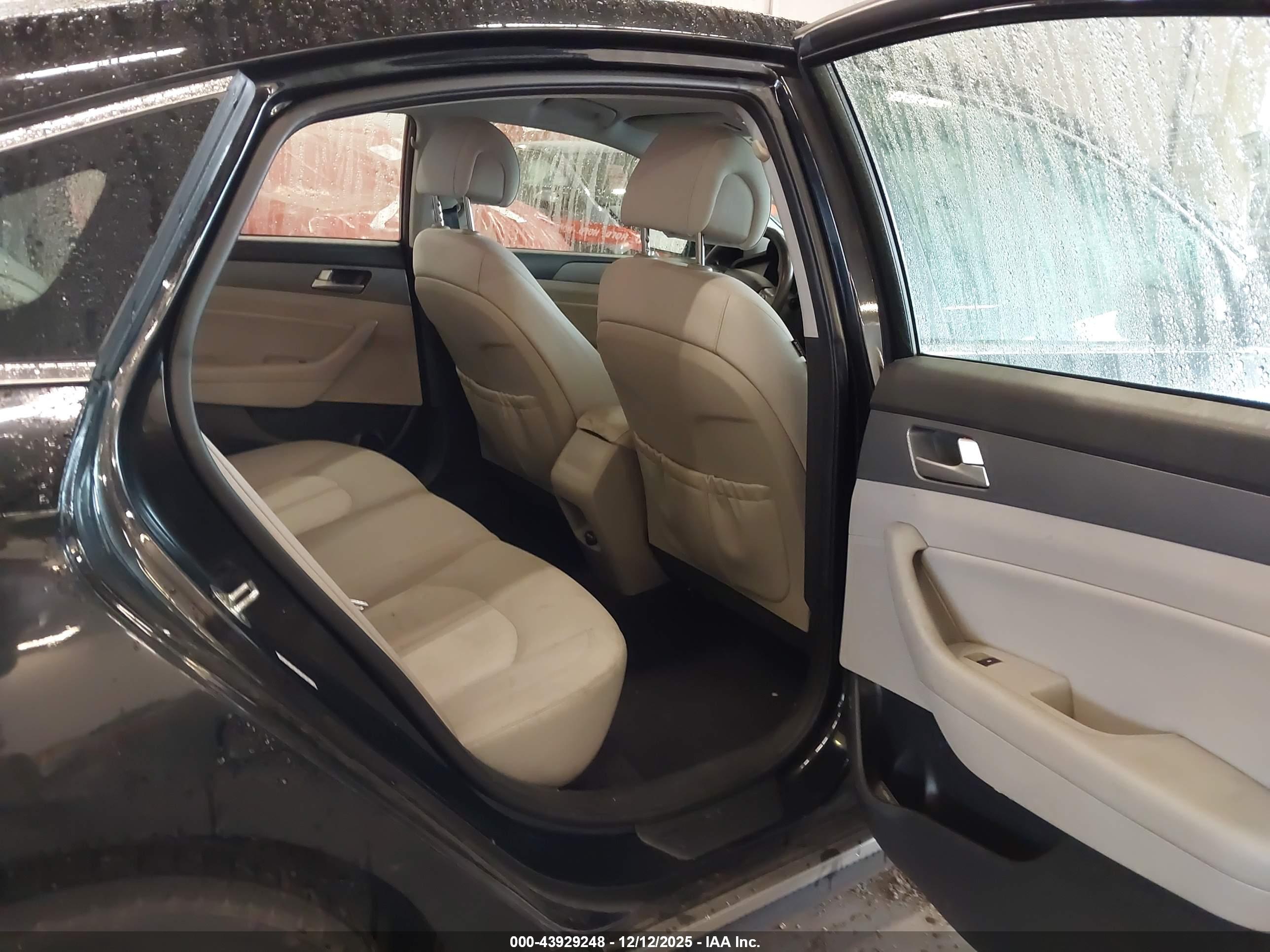 HYUNDAI SONATA image 8