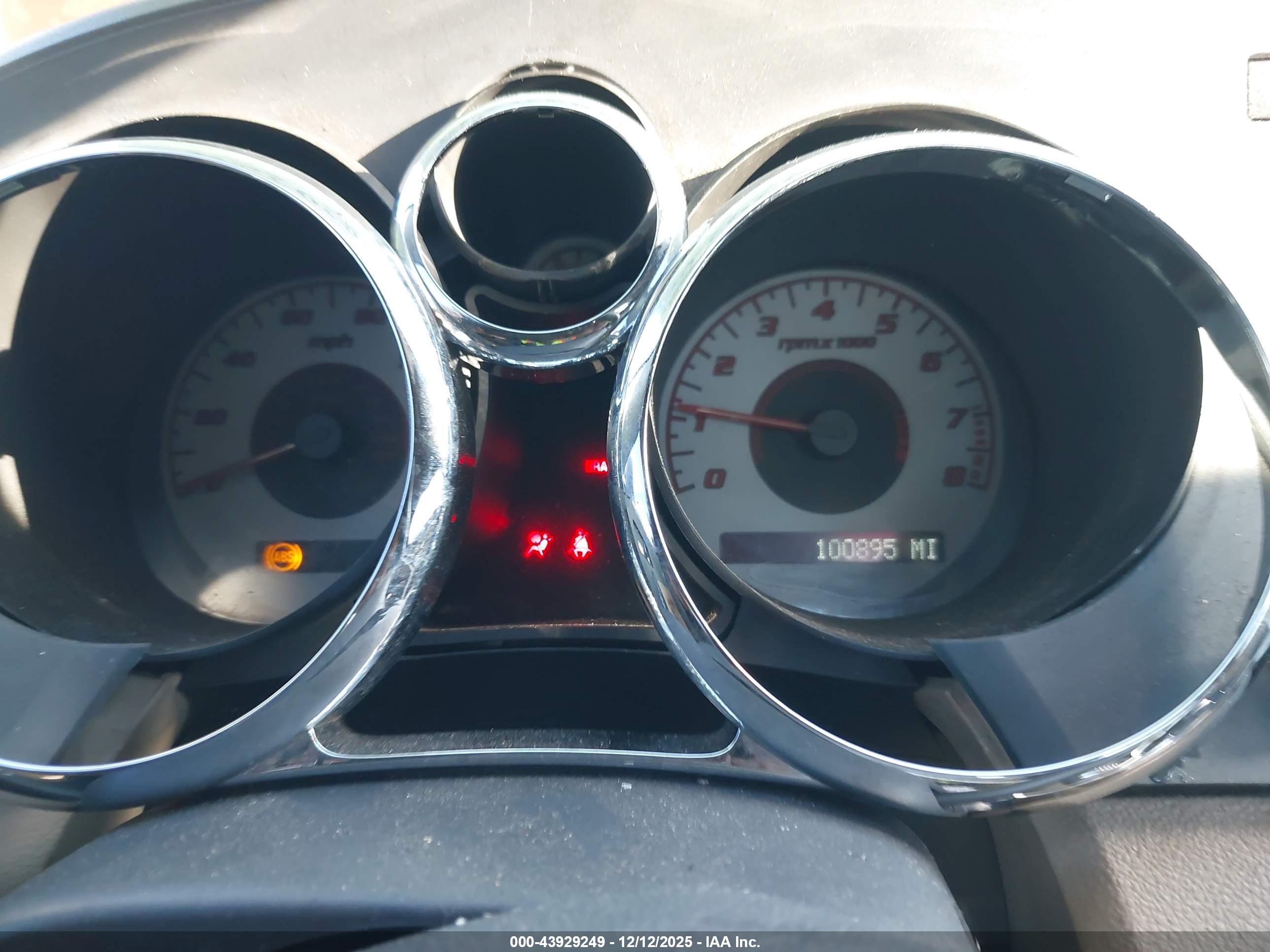 PONTIAC SOLSTICE image 7
