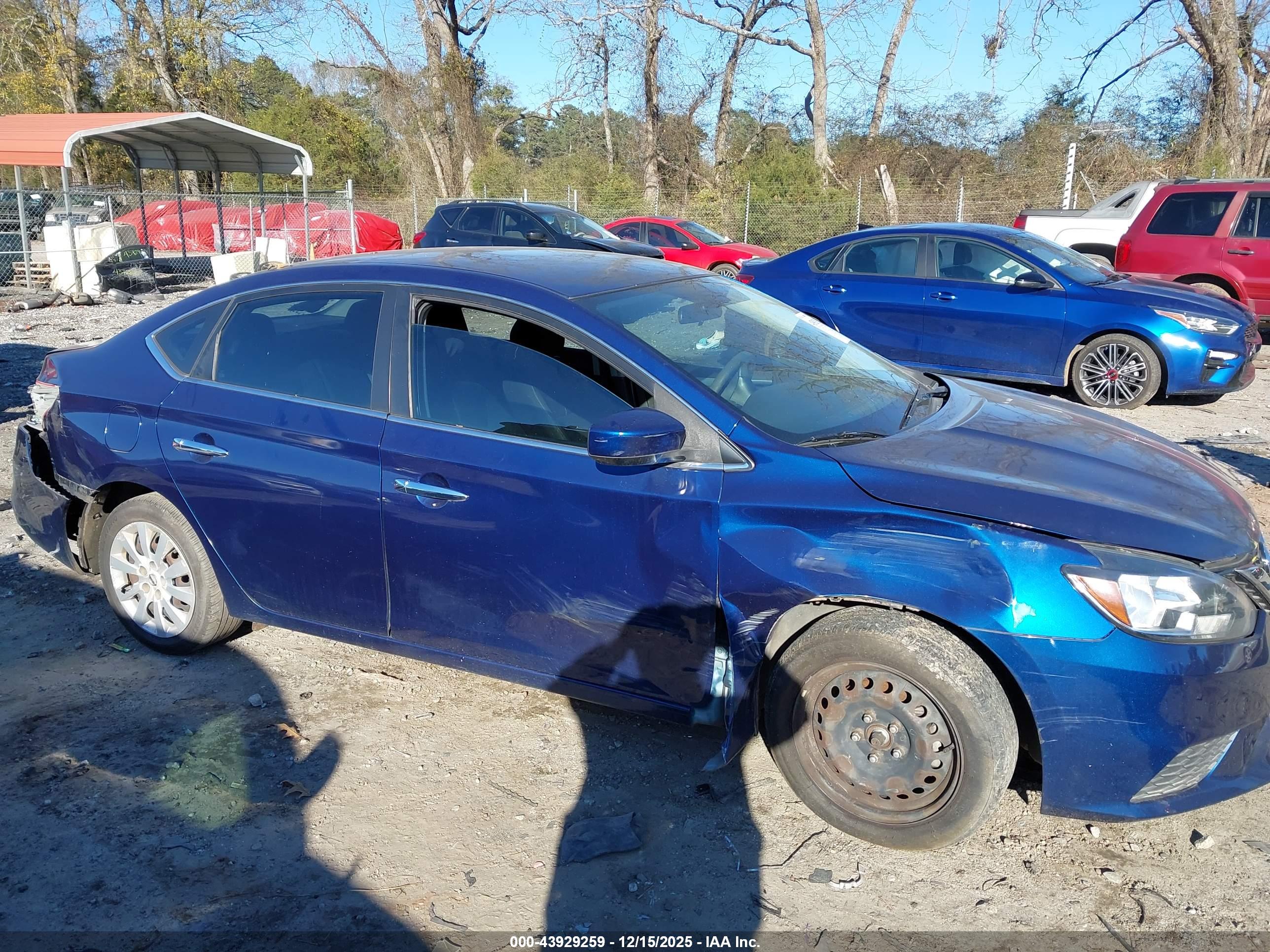 NISSAN SENTRA image 6