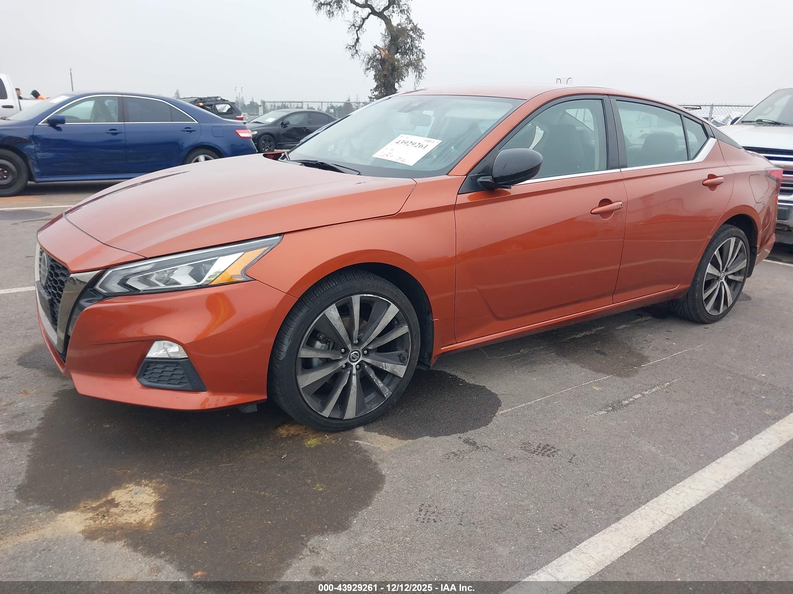 NISSAN ALTIMA image 2