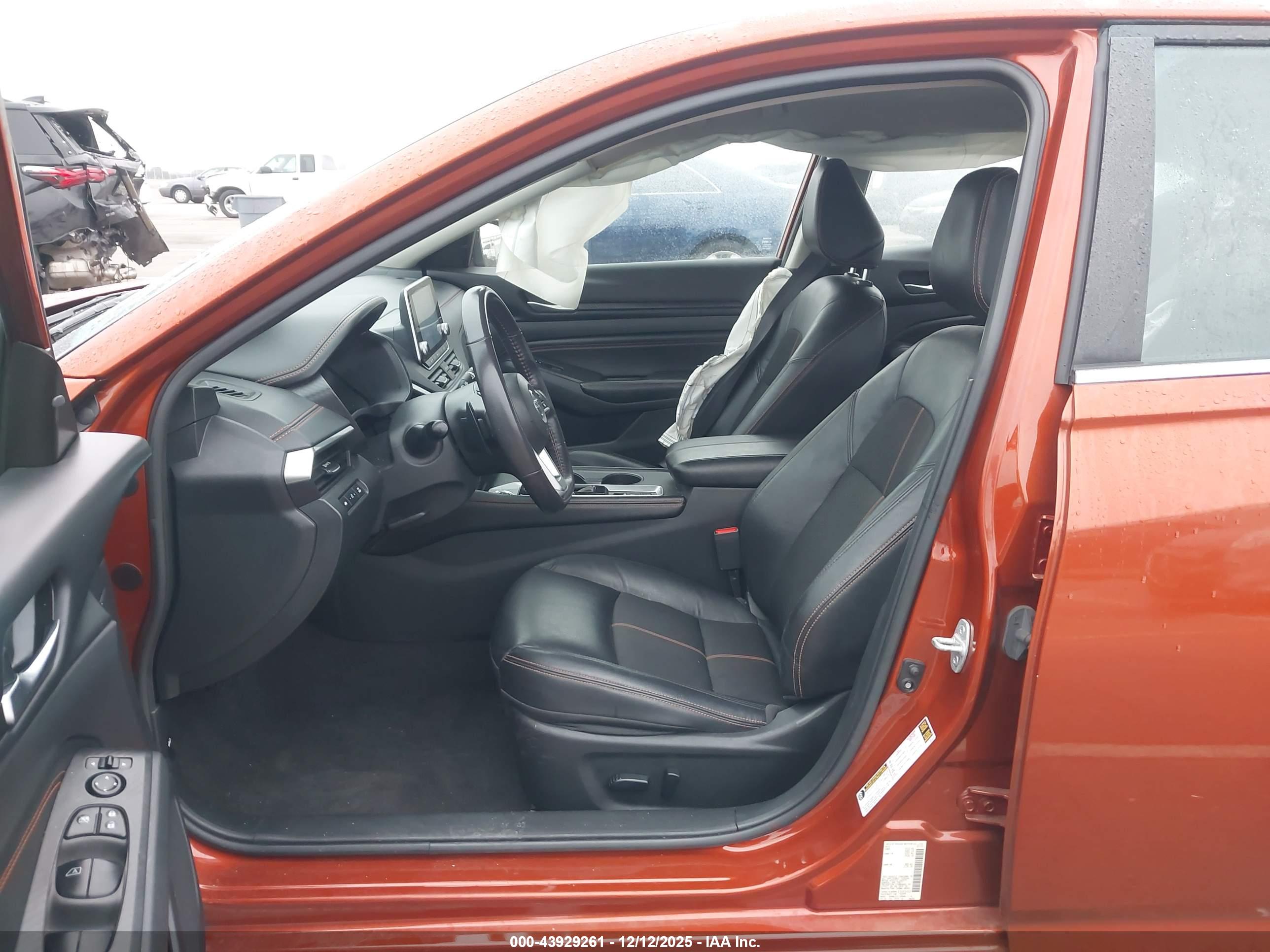 NISSAN ALTIMA image 5