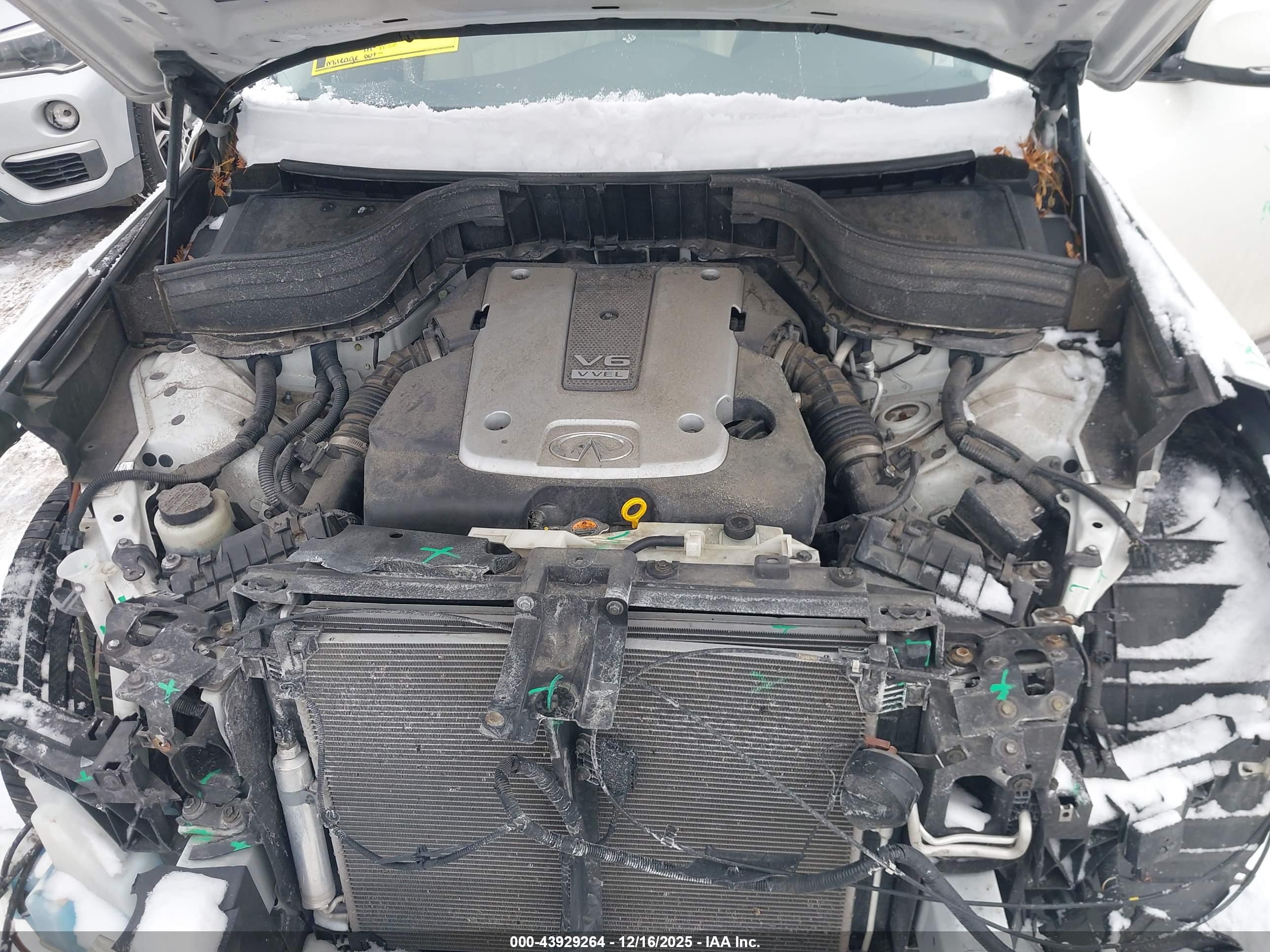 INFINITI QX50 image 10