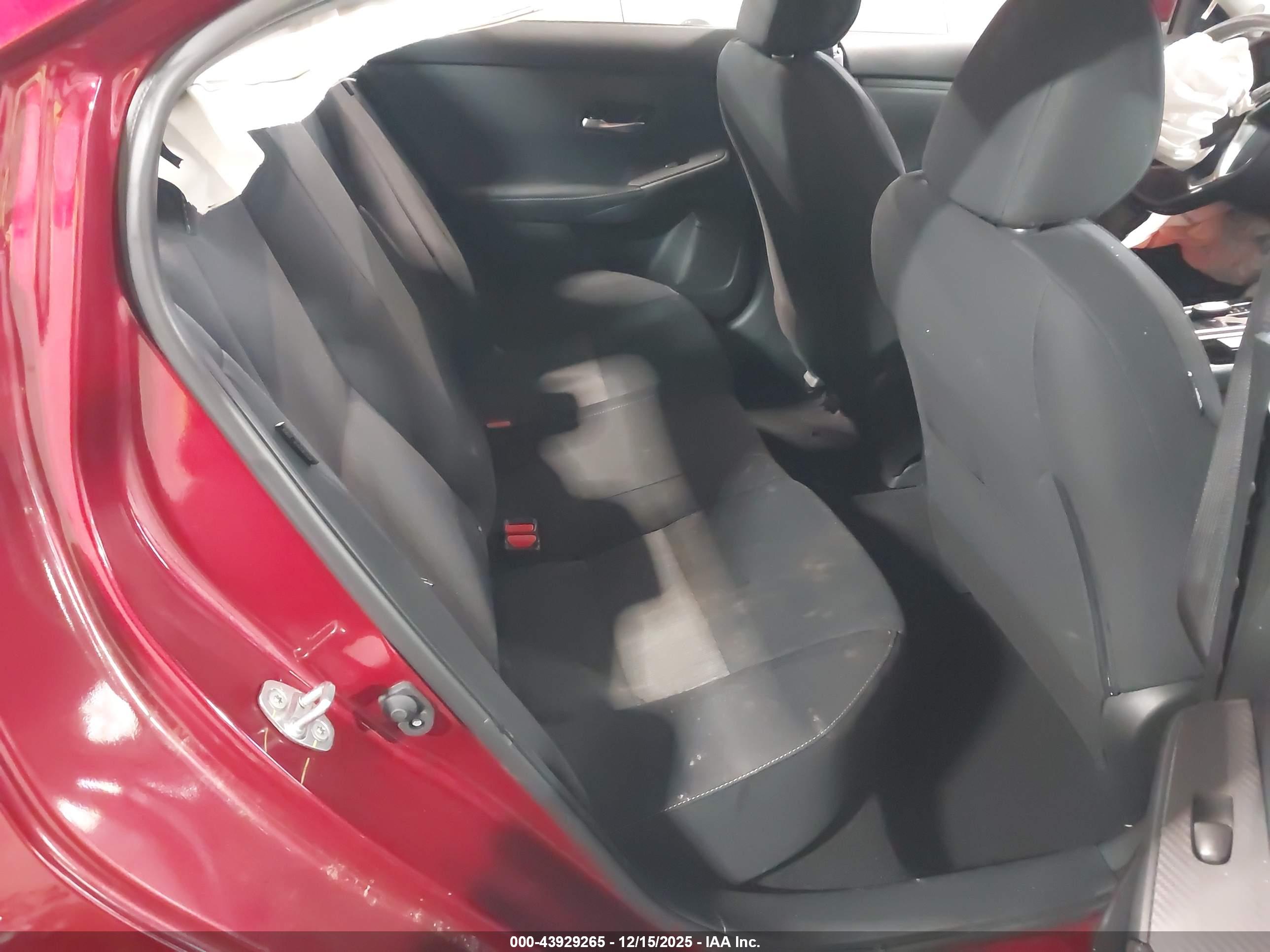 NISSAN SENTRA image 8